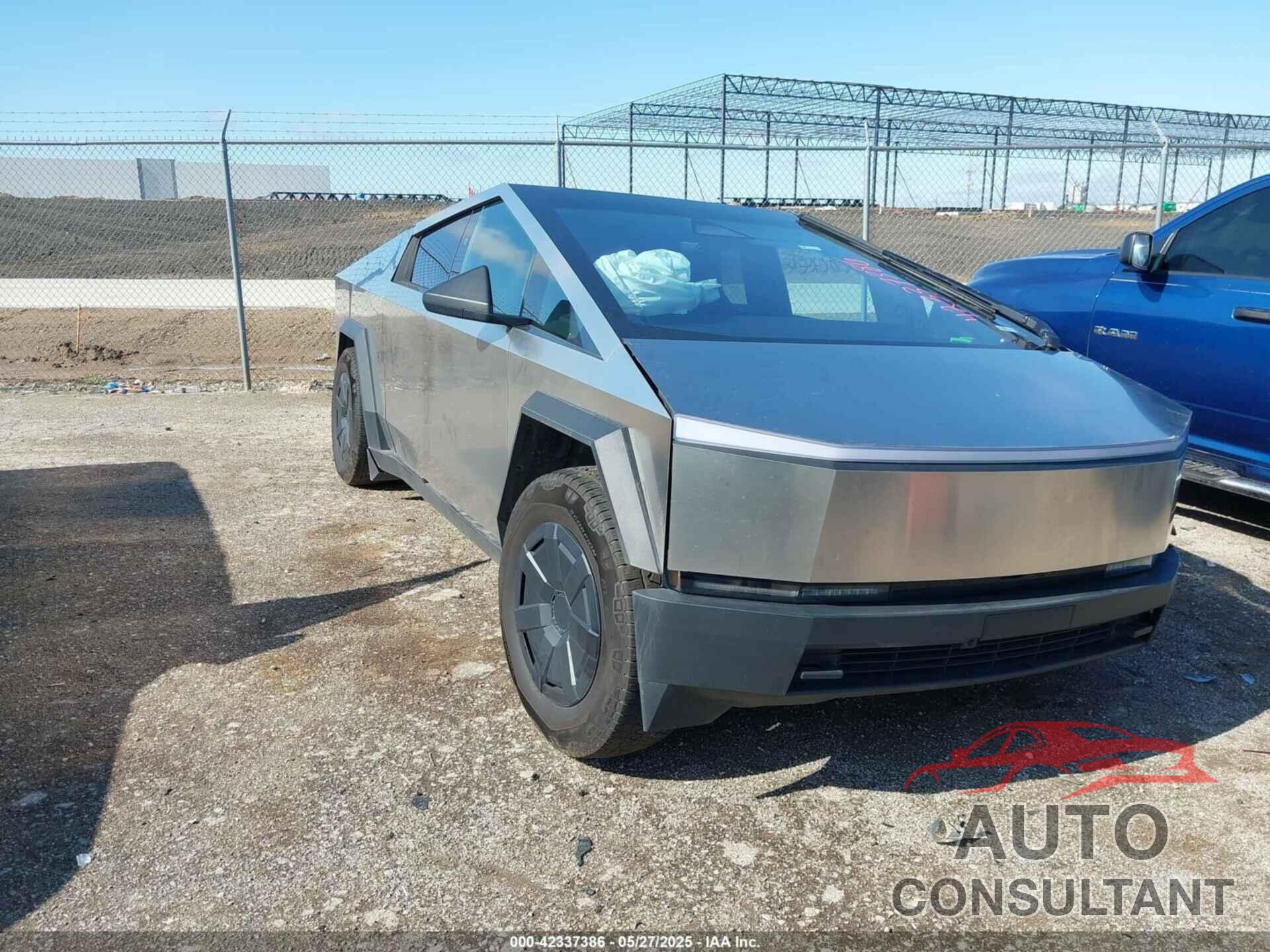 TESLA CYBERTRUCK 2024 - 7G2CEHED0RA028981