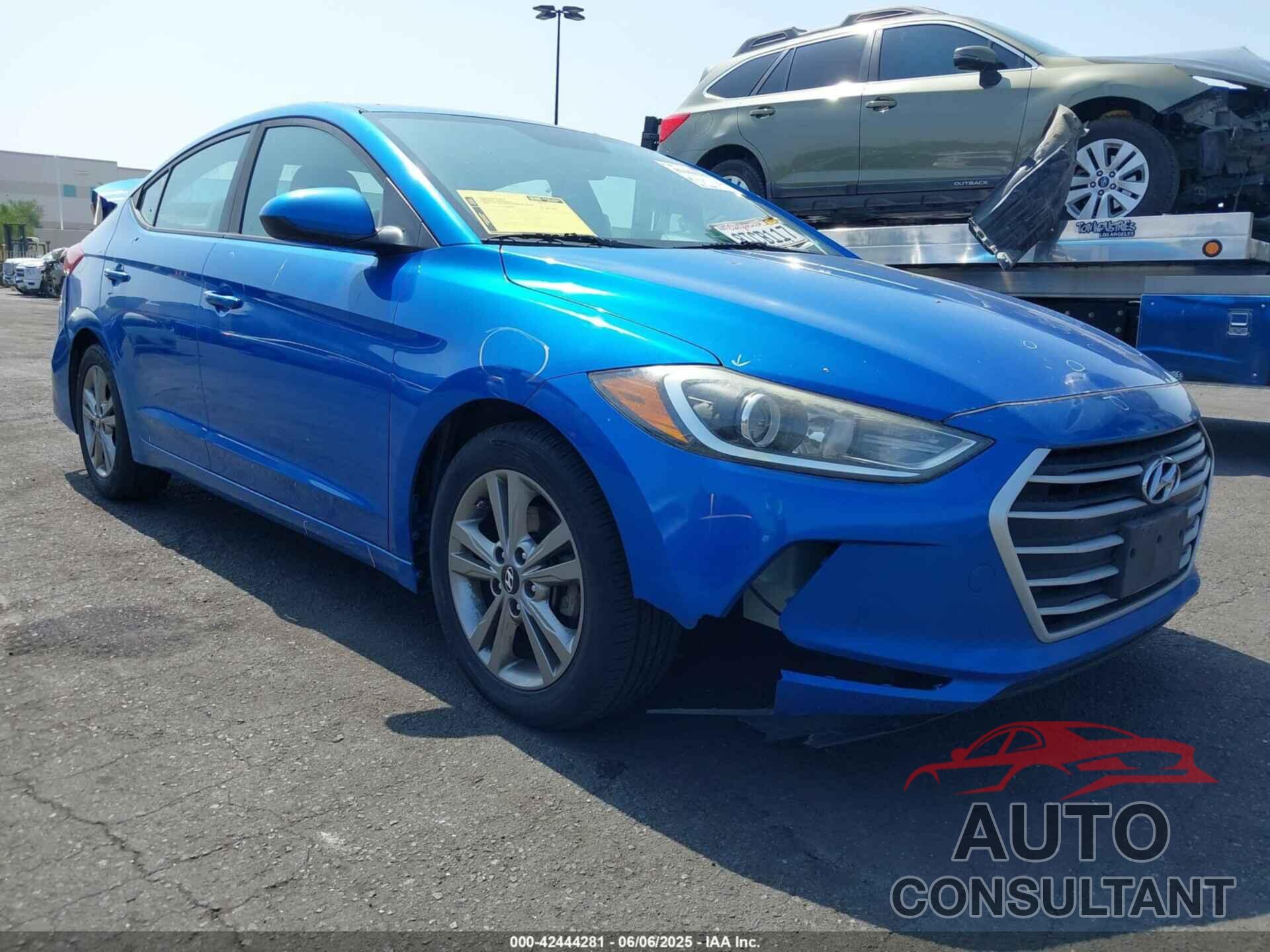 HYUNDAI ELANTRA 2017 - KMHD84LF8HU137091