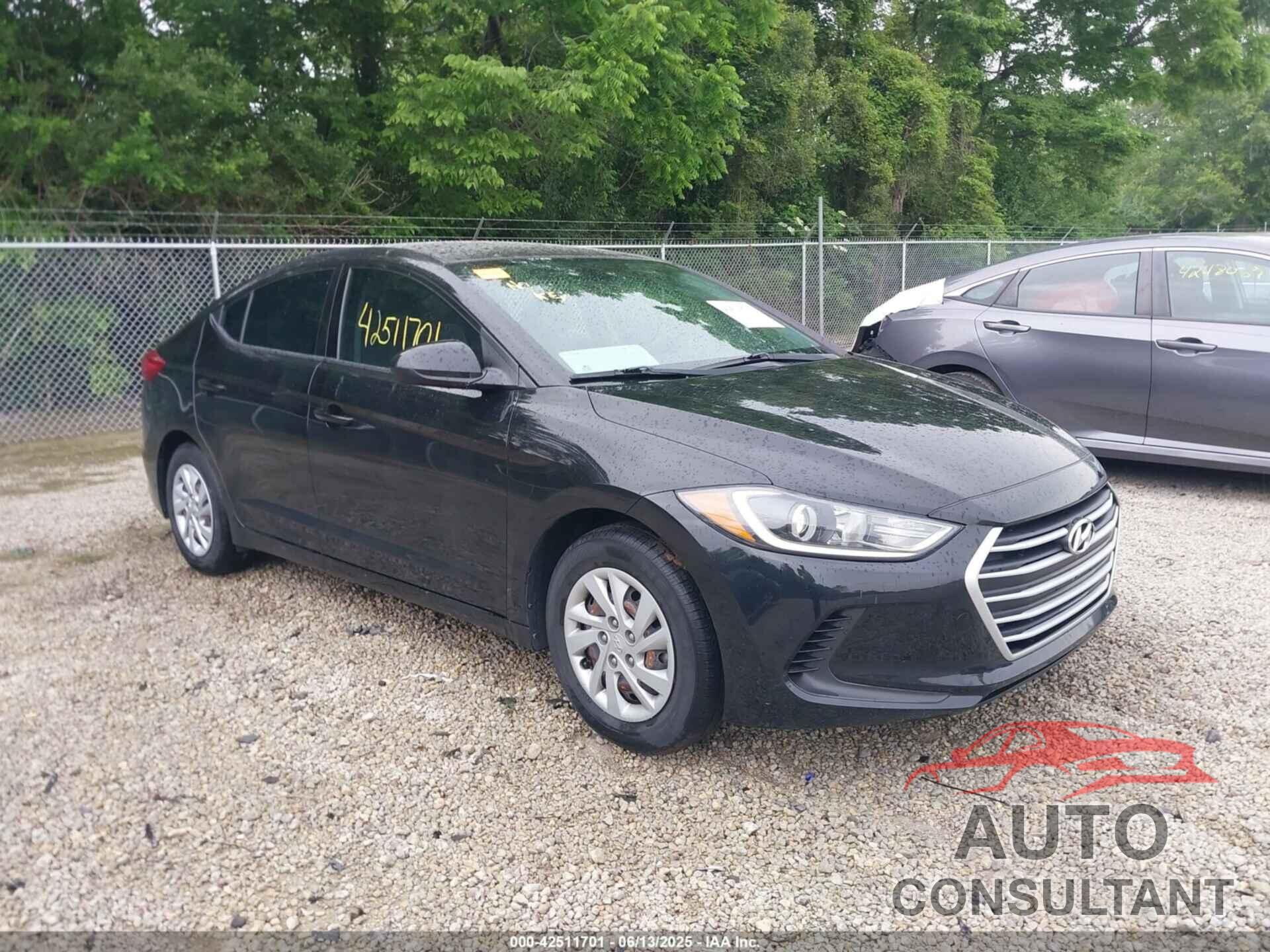 HYUNDAI ELANTRA 2018 - KMHD74LF6JU614660
