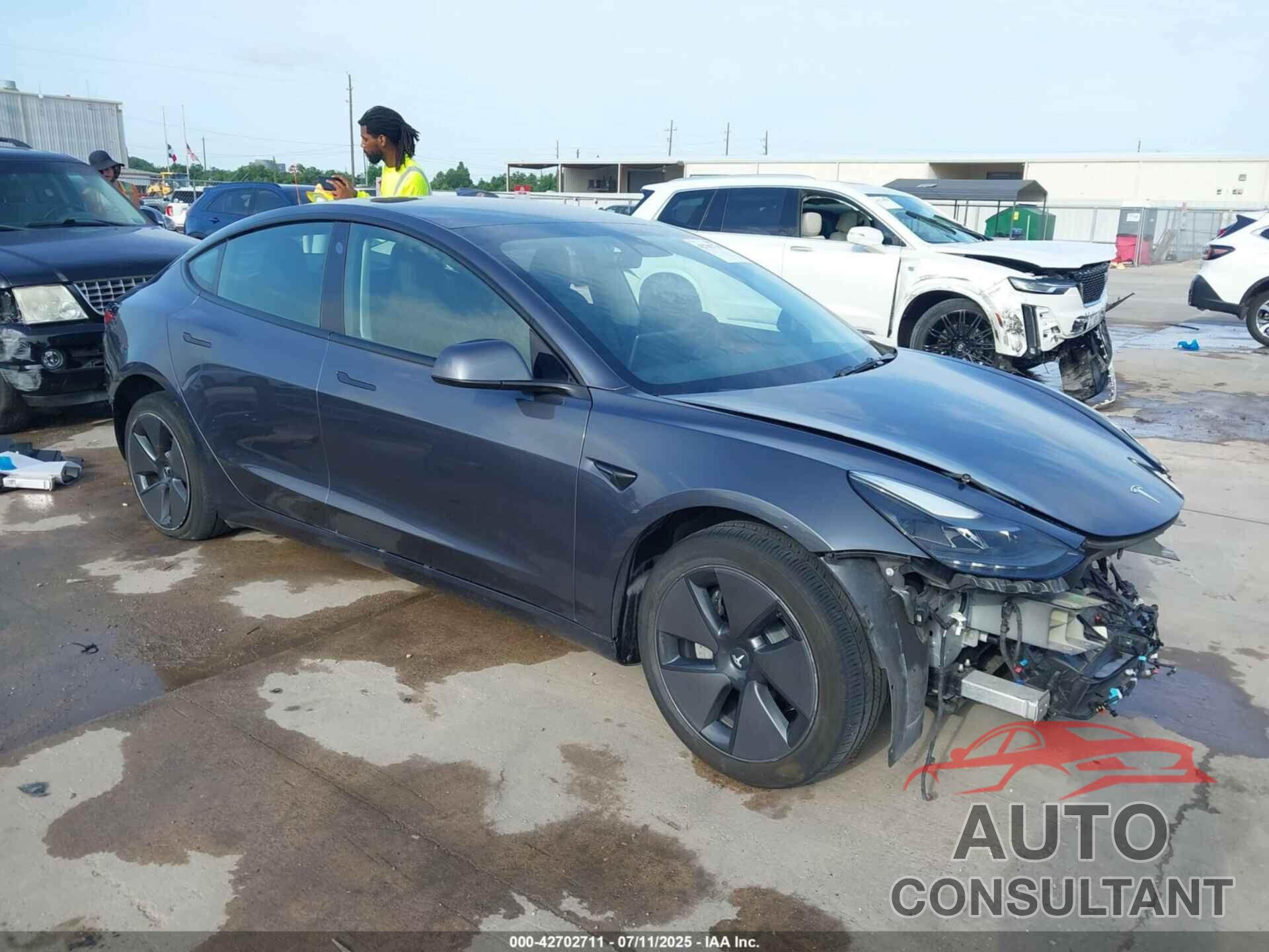 TESLA MODEL 3 2023 - 5YJ3E1EB7PF602047