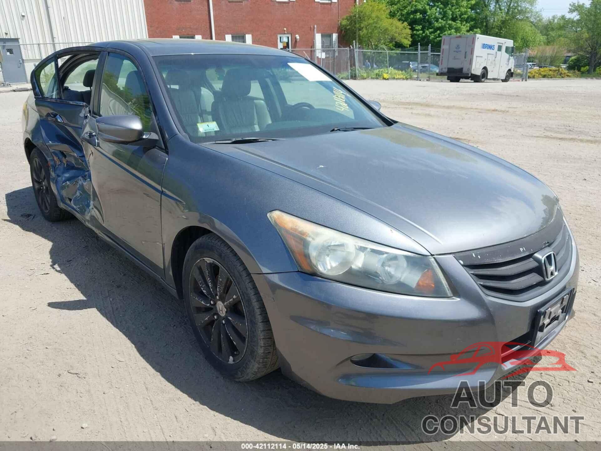 HONDA ACCORD 2011 - 1HGCP3F84BA004381