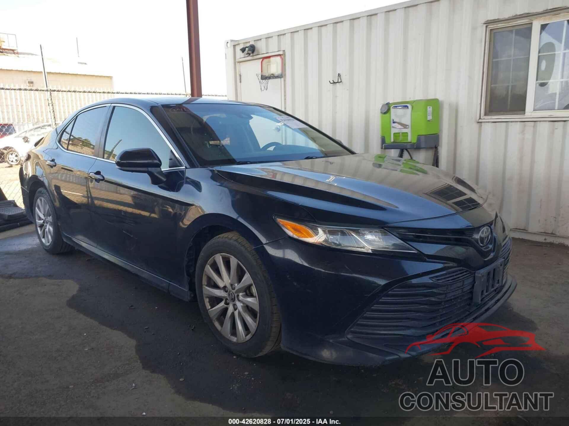 TOYOTA CAMRY 2018 - JTNB11HK5J3004221