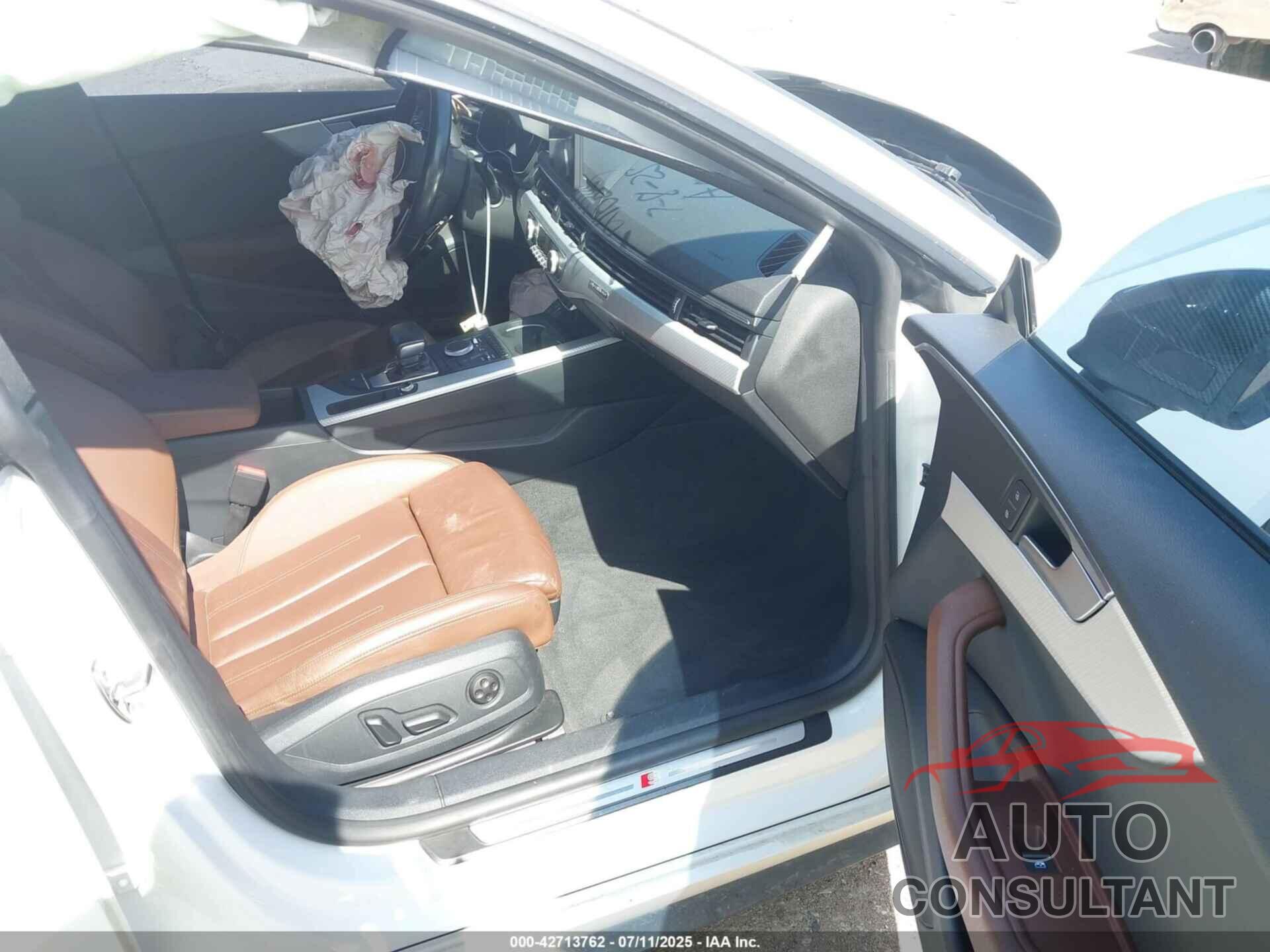AUDI A5 2019 - WAUDNCF50KA068638