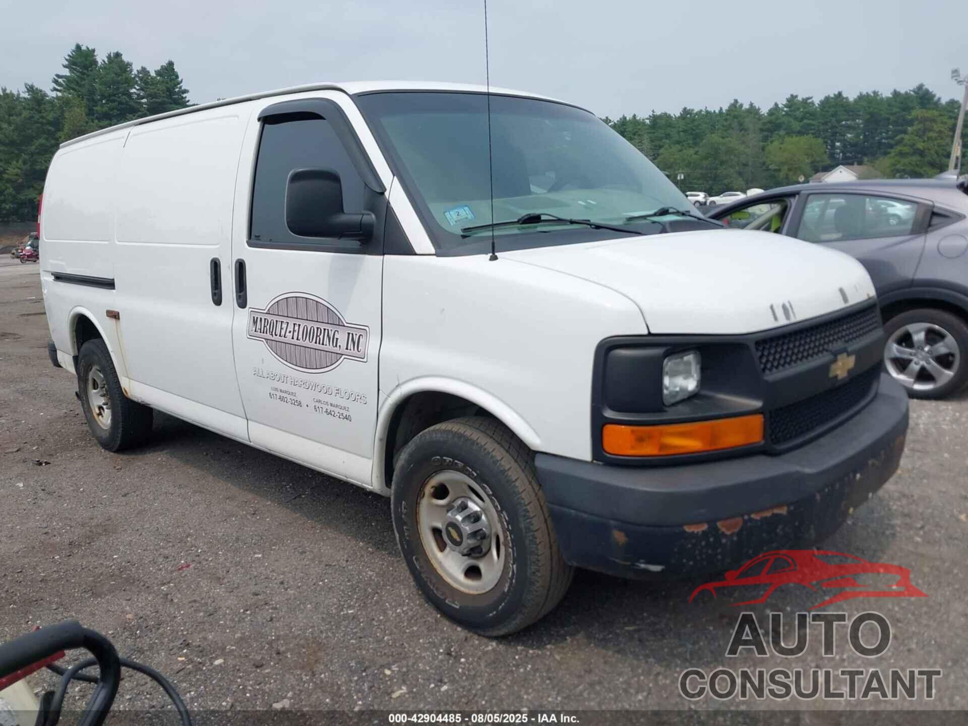 CHEVROLET EXPRESS 2500 2011 - 1GCWGFCA8B1135785