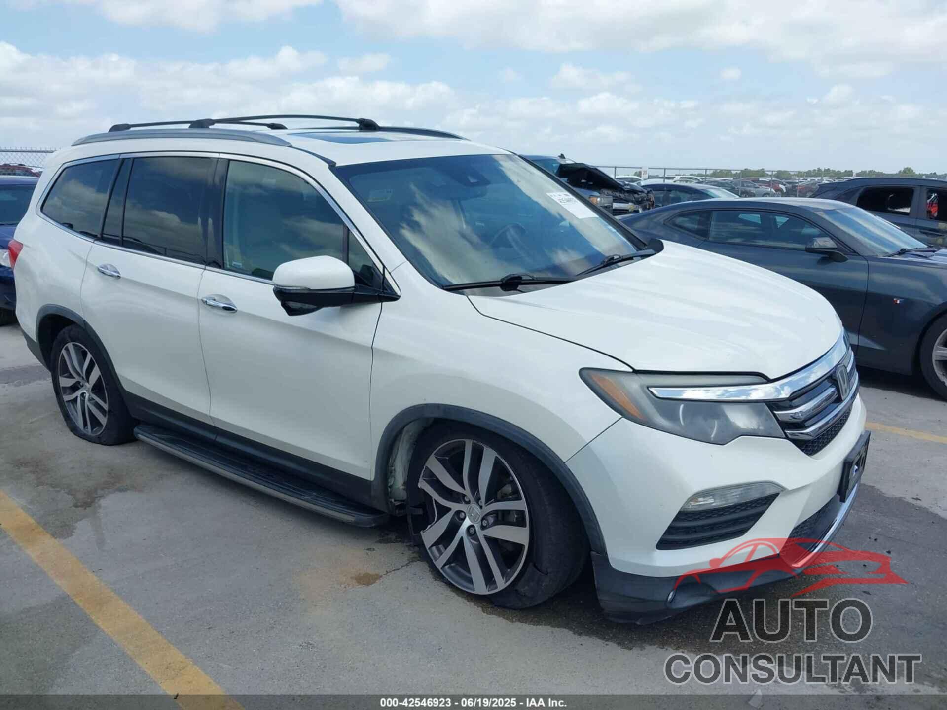 HONDA PILOT 2016 - 5FNYF6H95GB039492