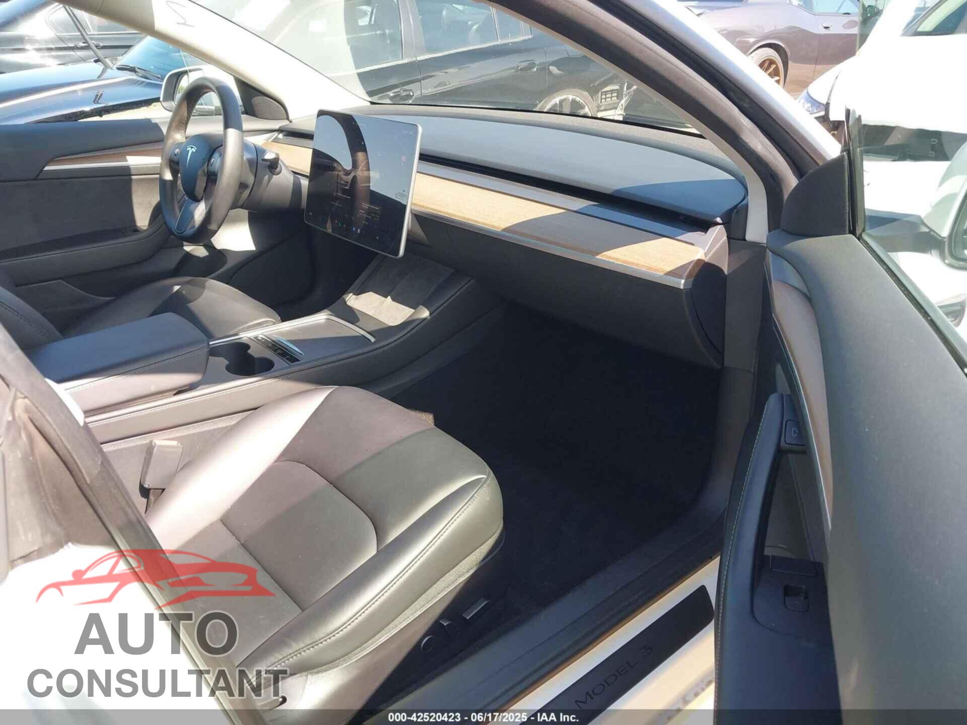 TESLA MODEL 3 2023 - 5YJ3E1EA5PF401237