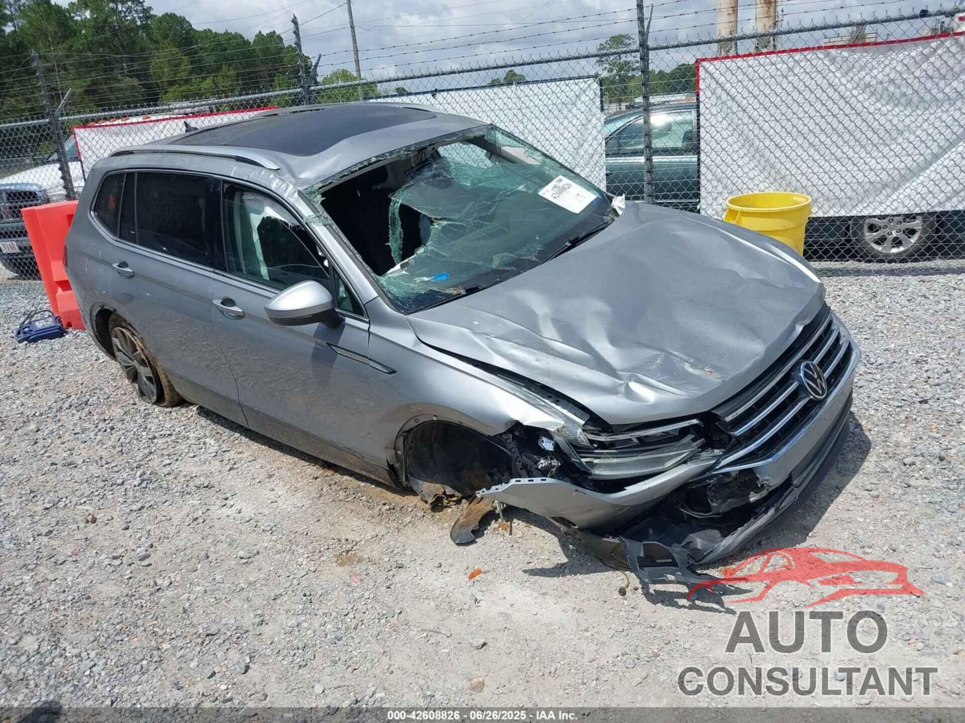VOLKSWAGEN TIGUAN 2022 - 3VV3B7AXXNM167936