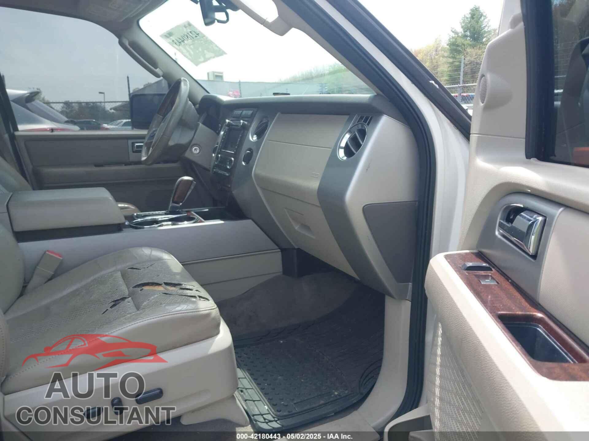 FORD EXPEDITION 2010 - 1FMJU2A55AEB64245