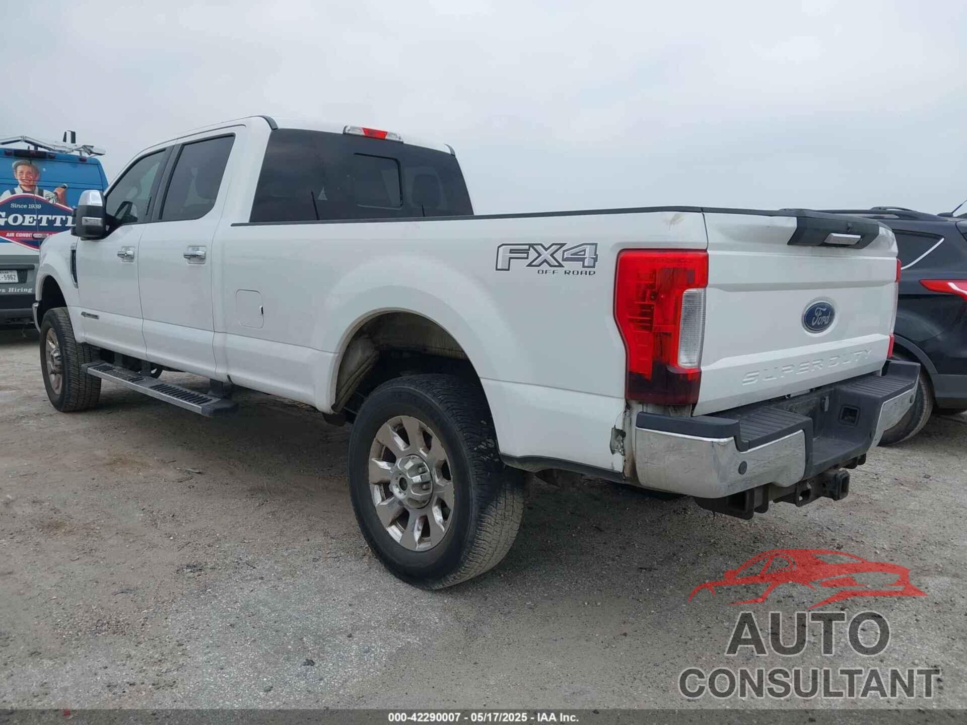 FORD F-350 2017 - 1FT8W3BT6HED07097