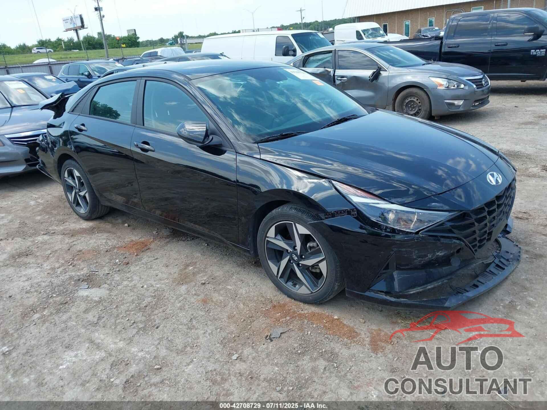 HYUNDAI ELANTRA 2023 - KMHLS4AG2PU612113