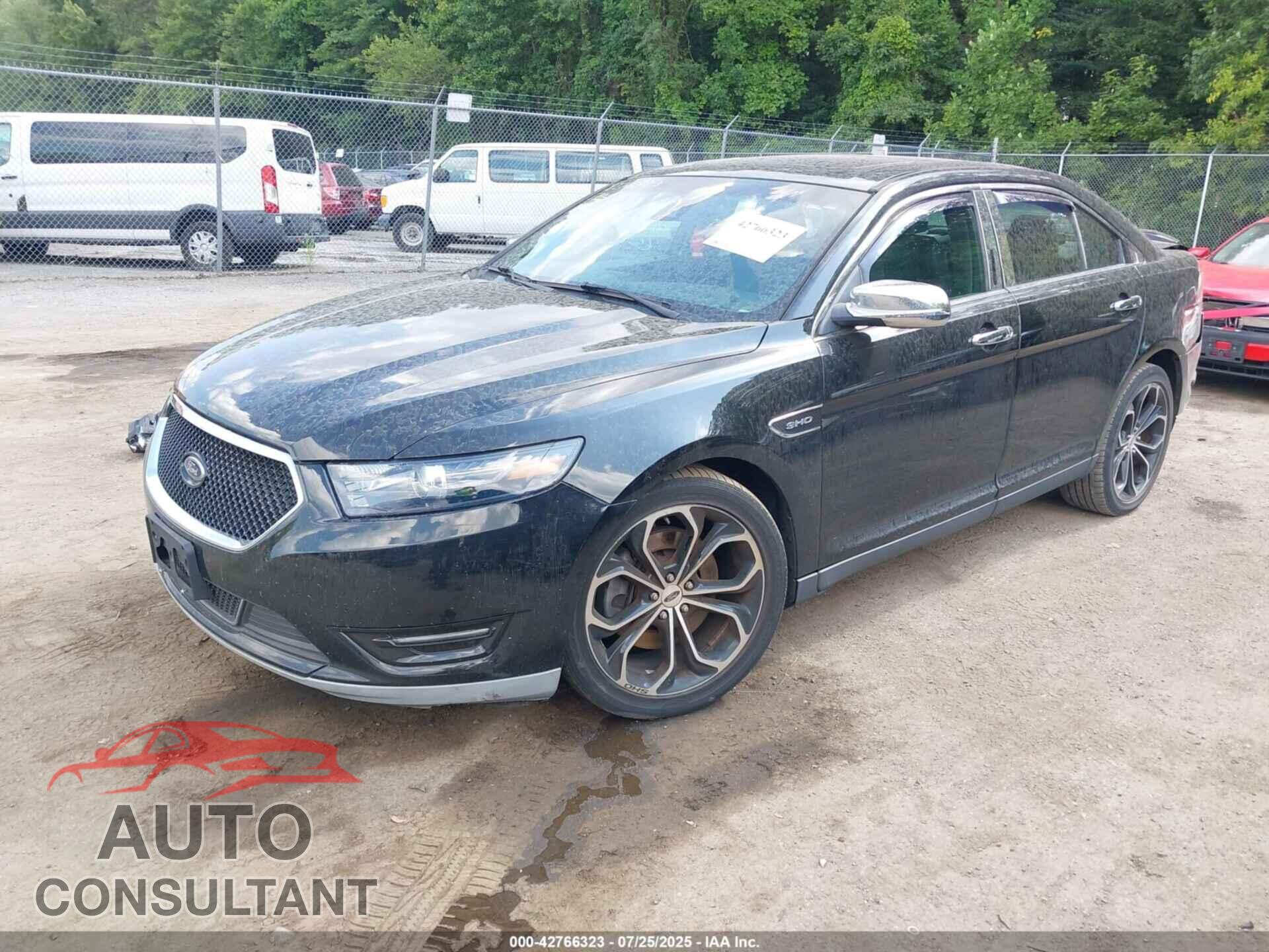 FORD TAURUS 2015 - 1FAHP2KT1FG188096