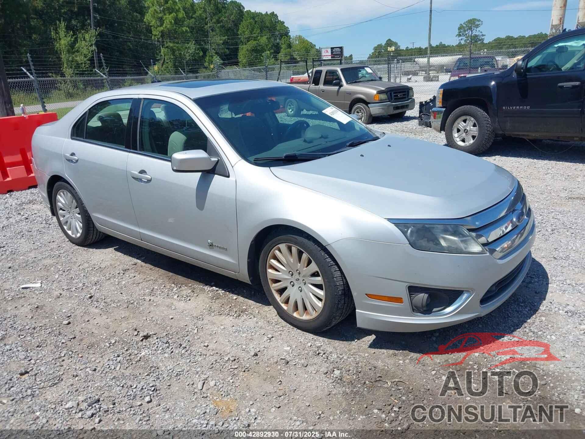 FORD FUSION HYBRID 2010 - 3FADP0L32AR217298