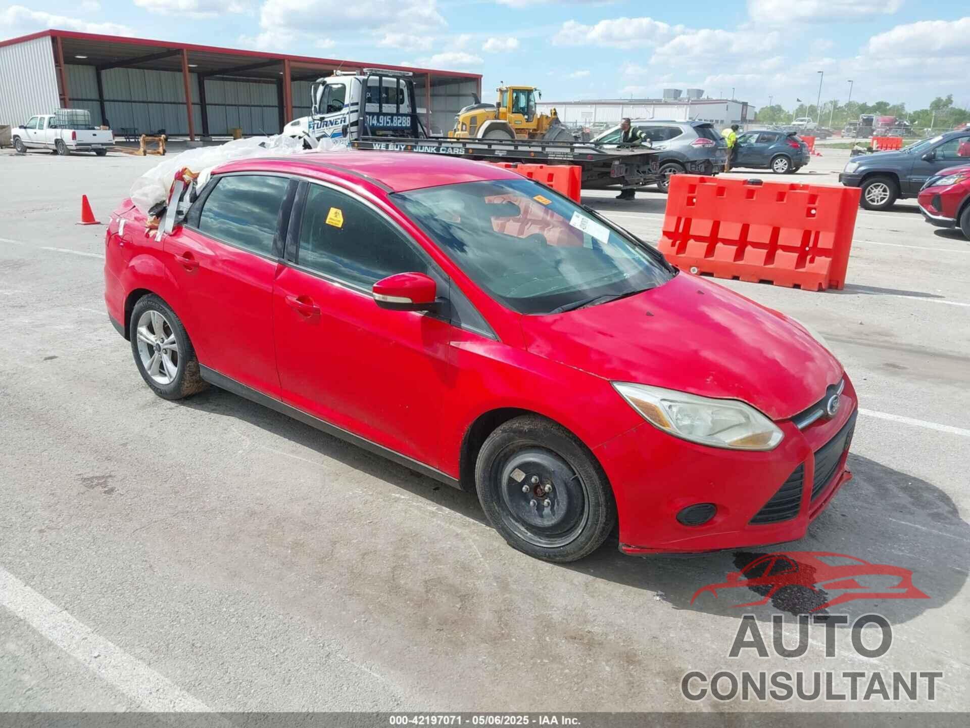 FORD FOCUS 2014 - 1FADP3F27EL295441