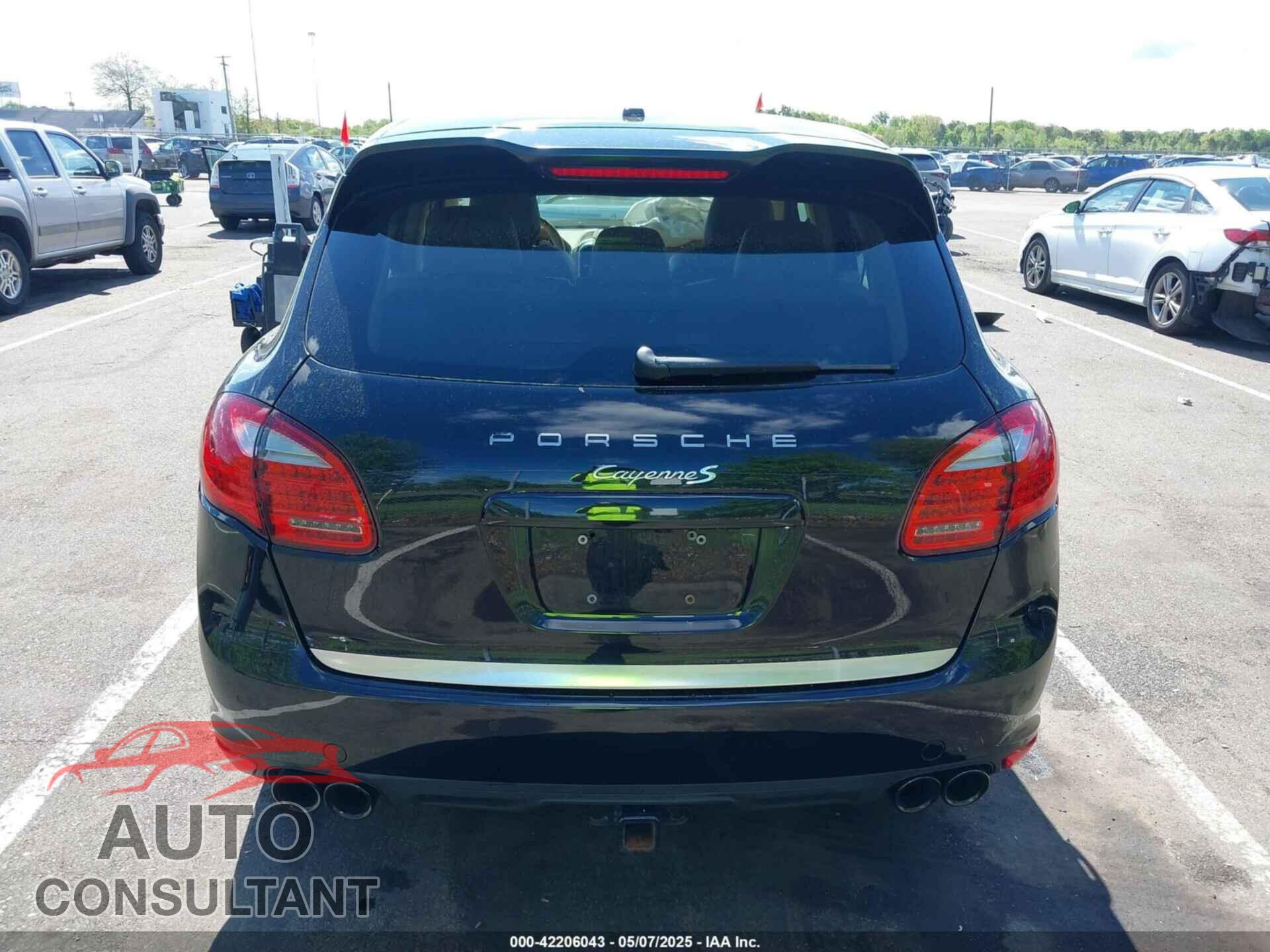 PORSCHE CAYENNE 2012 - WP1AA2A28CLA04618