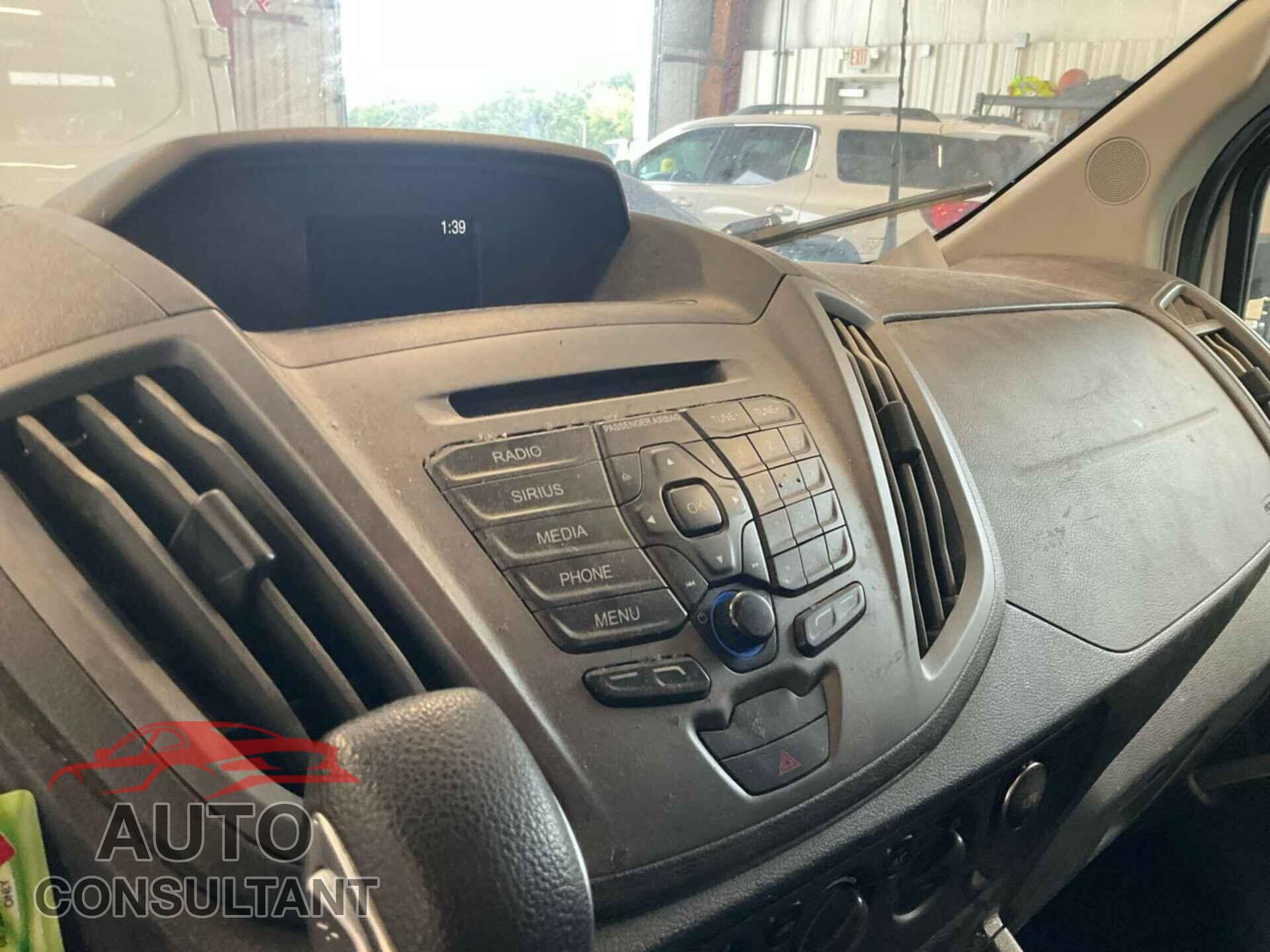 FORD TRANSIT 2019 - 1FTYR1YG7KKB48153