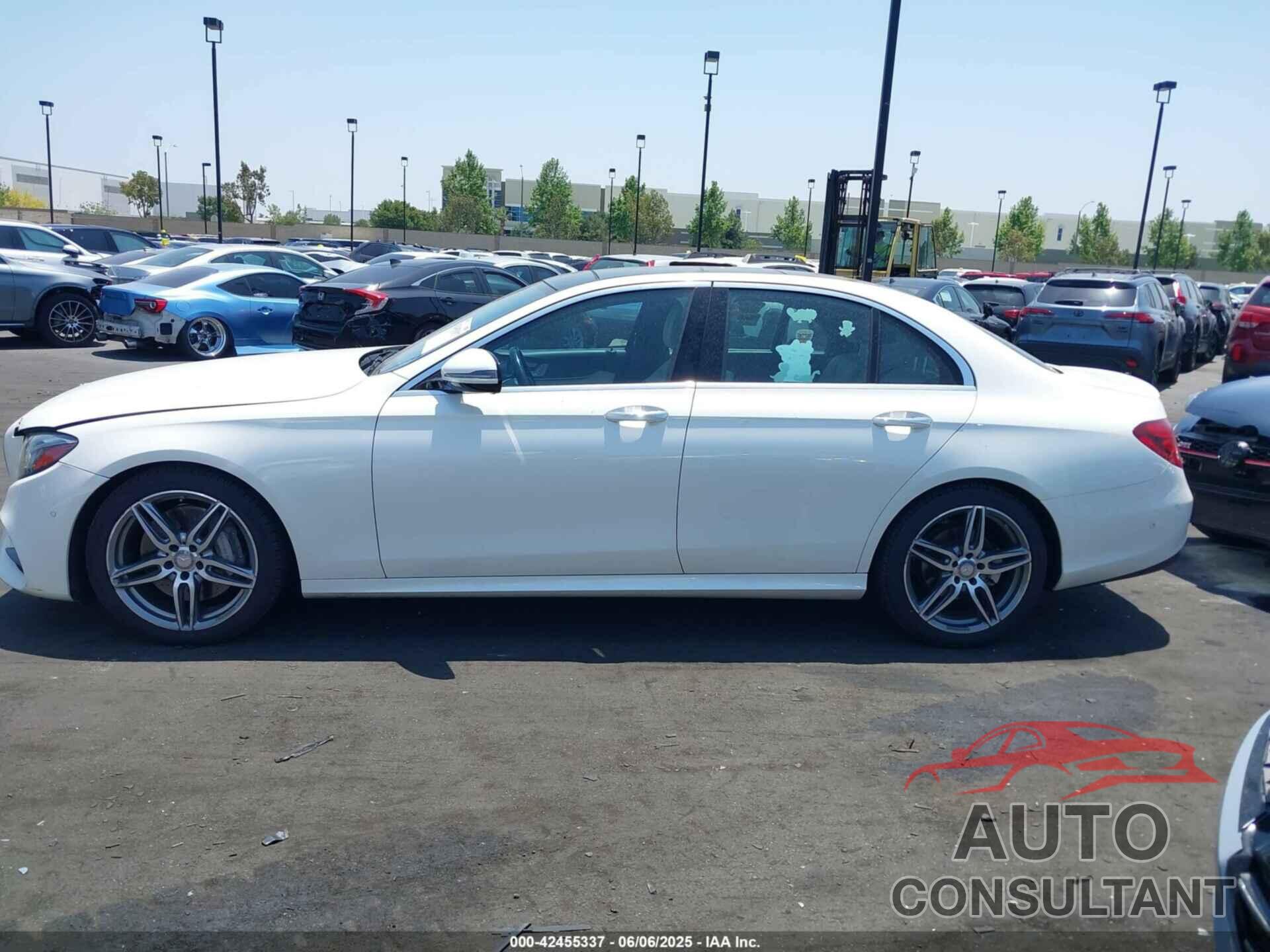 MERCEDES-BENZ E 300 2017 - WDDZF4JB4HA185209