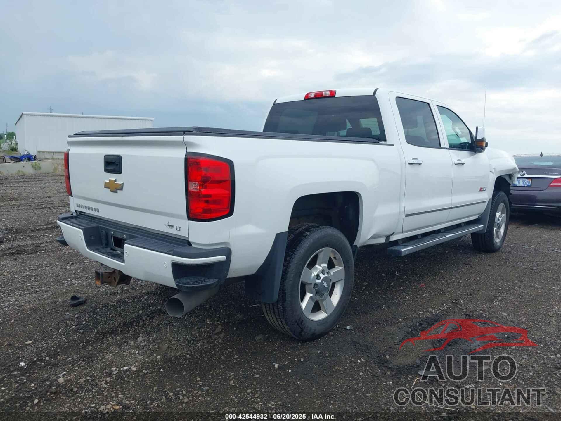 CHEVROLET SILVERADO 2500HD 2017 - 1GC1KVEY1HF242802