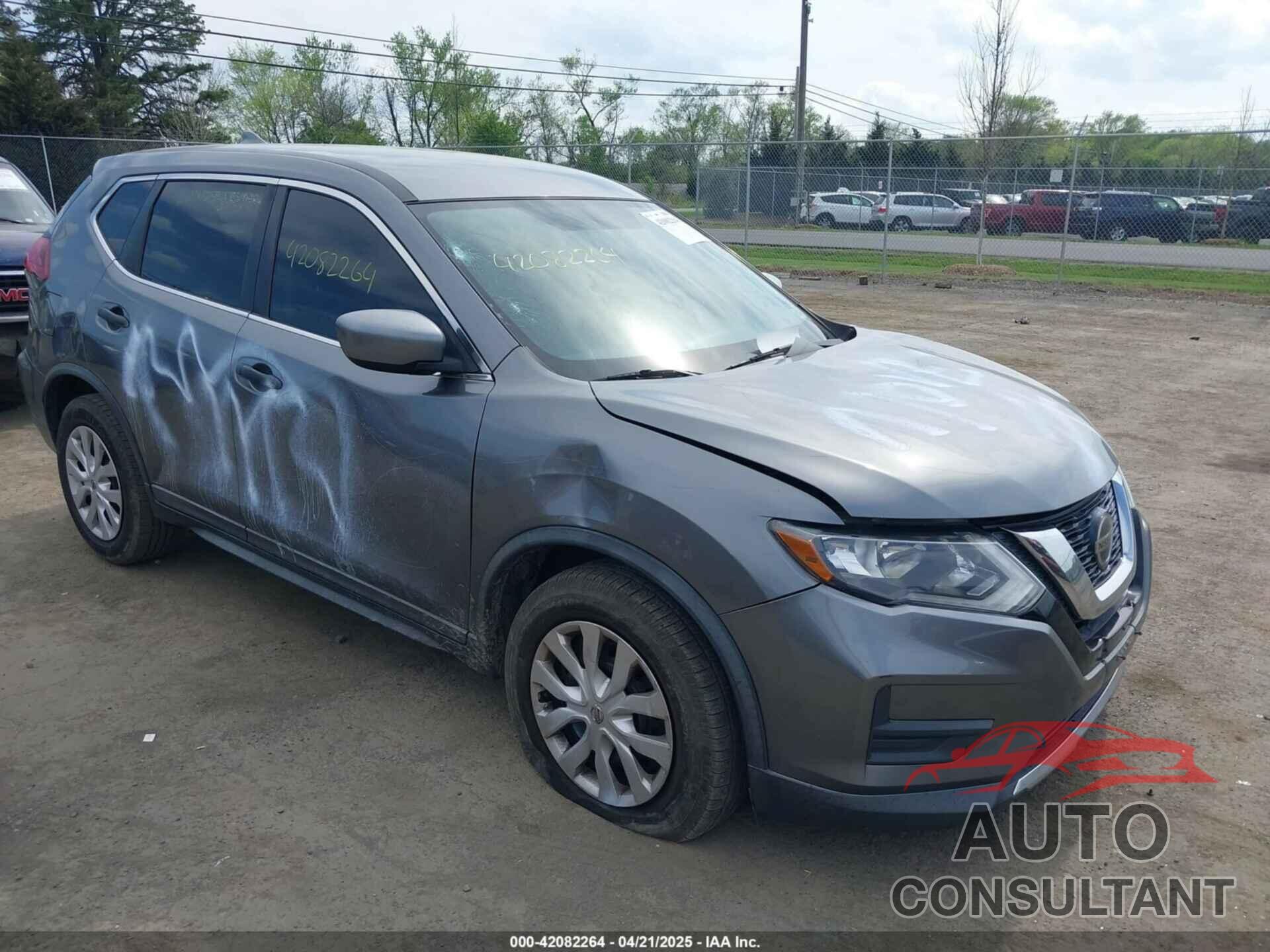 NISSAN ROGUE 2018 - KNMAT2MT1JP518932