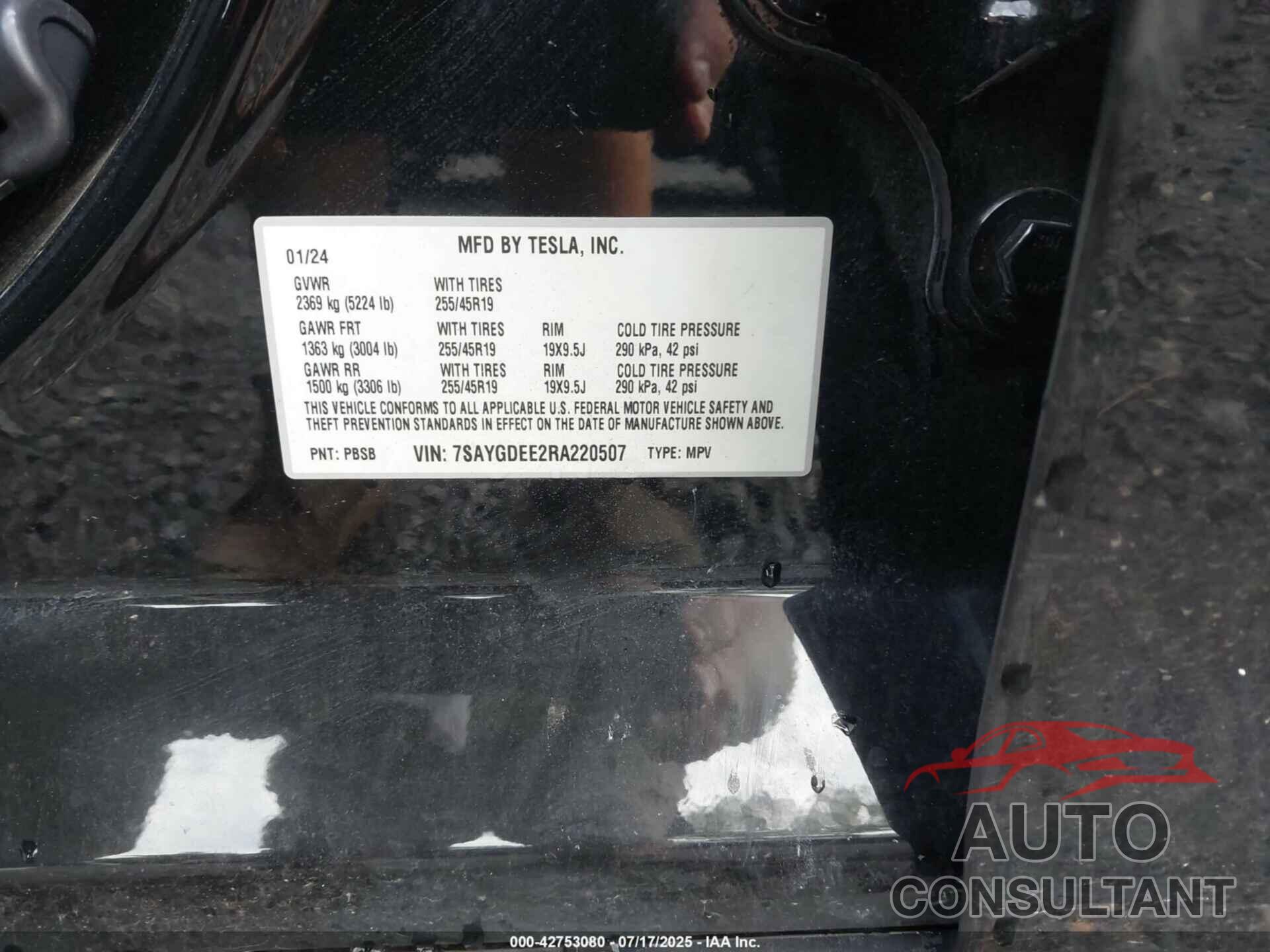 TESLA MODEL Y 2024 - 7SAYGDEE2RA220507