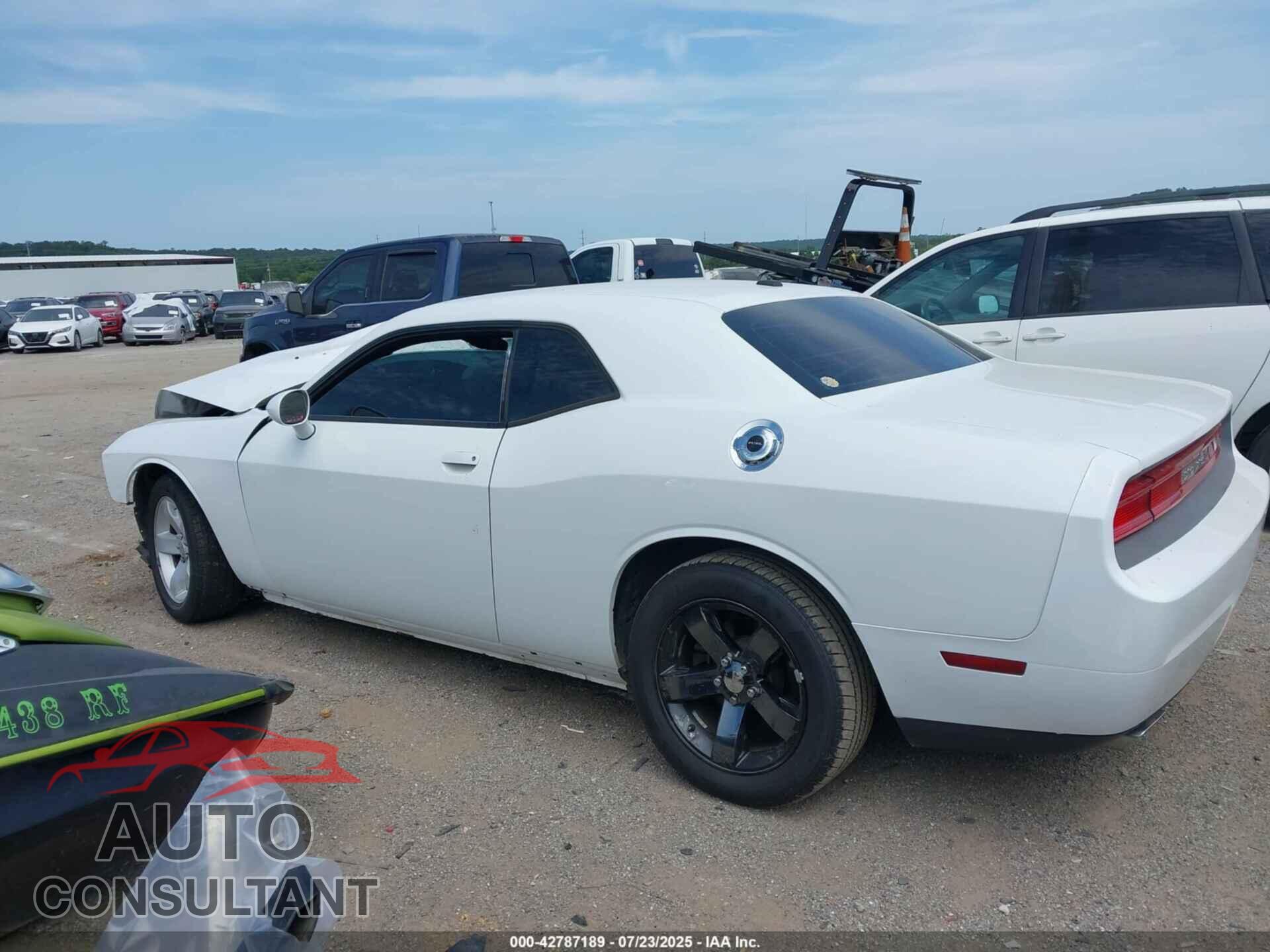 DODGE CHALLENGER 2014 - 2C3CDYAG8EH101824