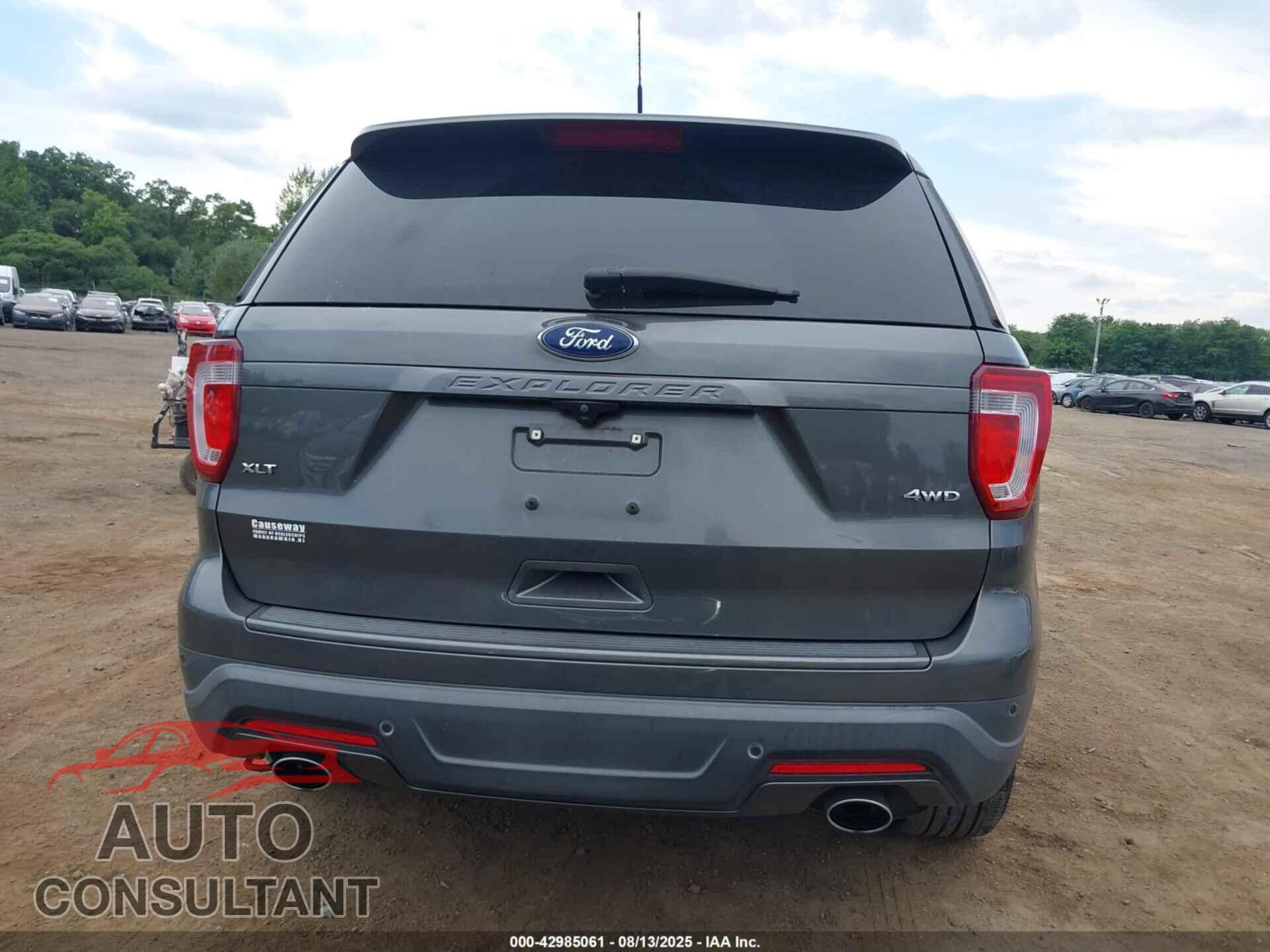 FORD EXPLORER 2018 - 1FM5K8D85JGB38118