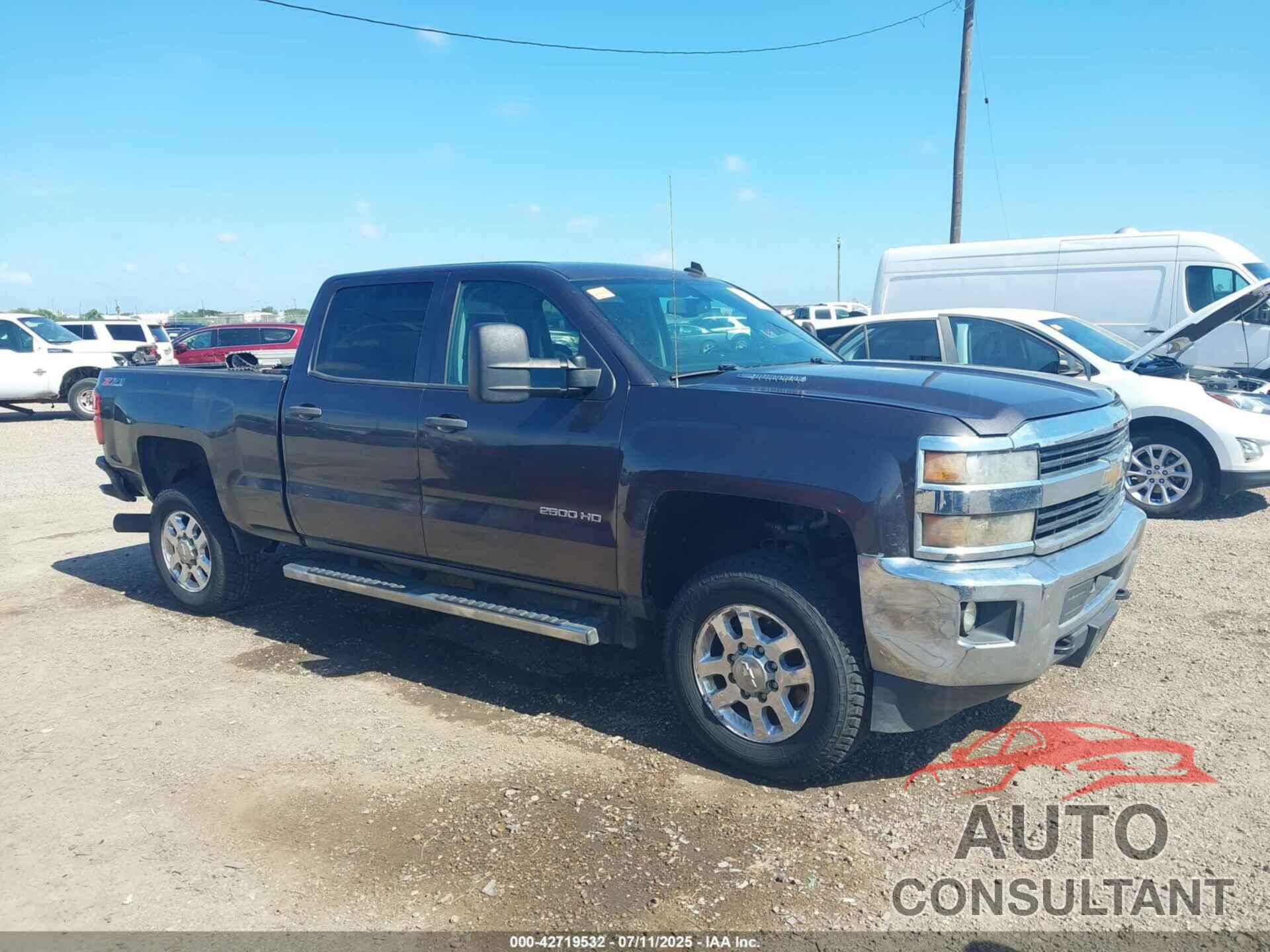 CHEVROLET SILVERADO 2500HD 2015 - 1GC1KVE85FF121056