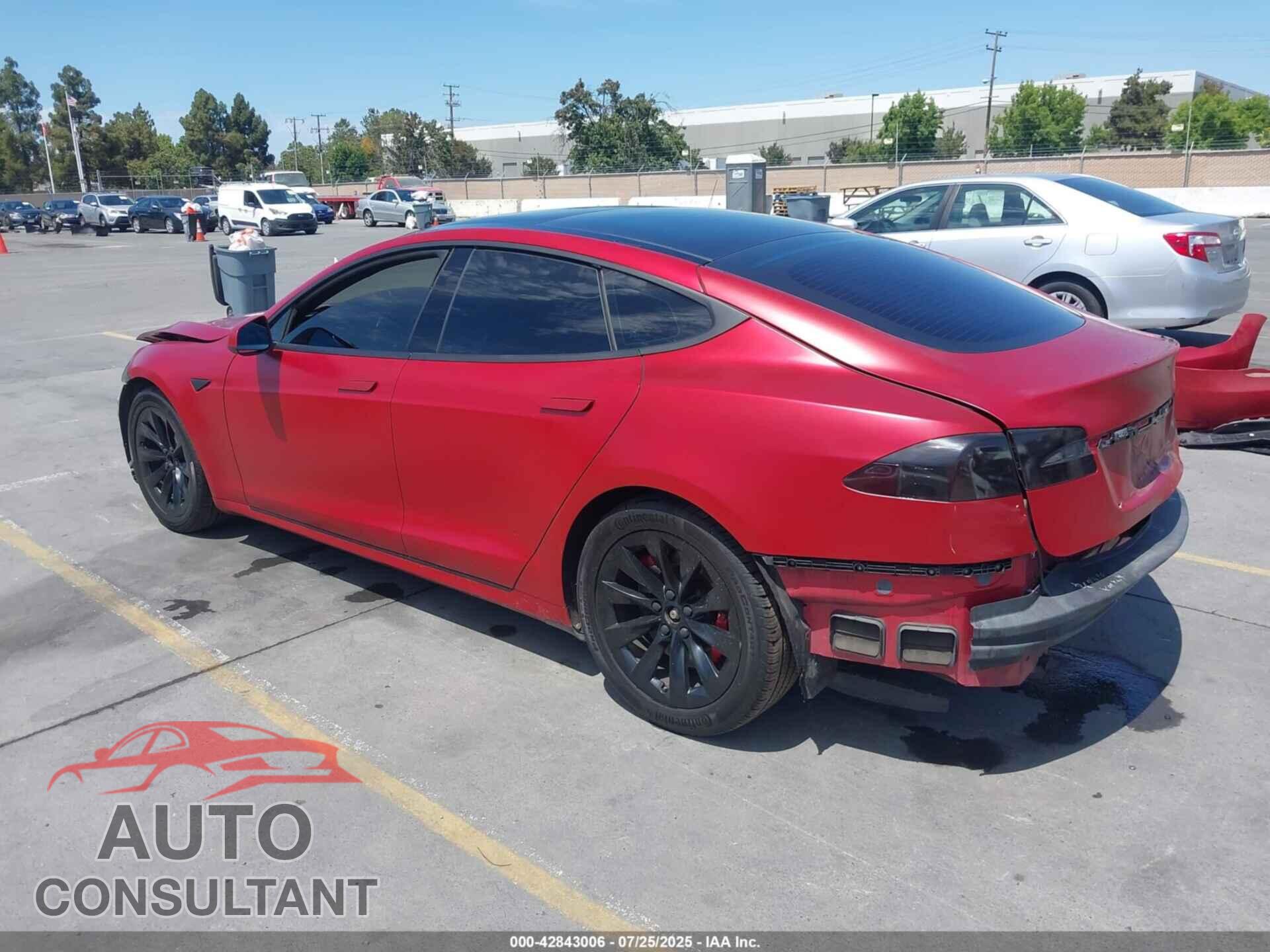 TESLA MODEL S 2013 - 5YJSA1CN2DFP09247