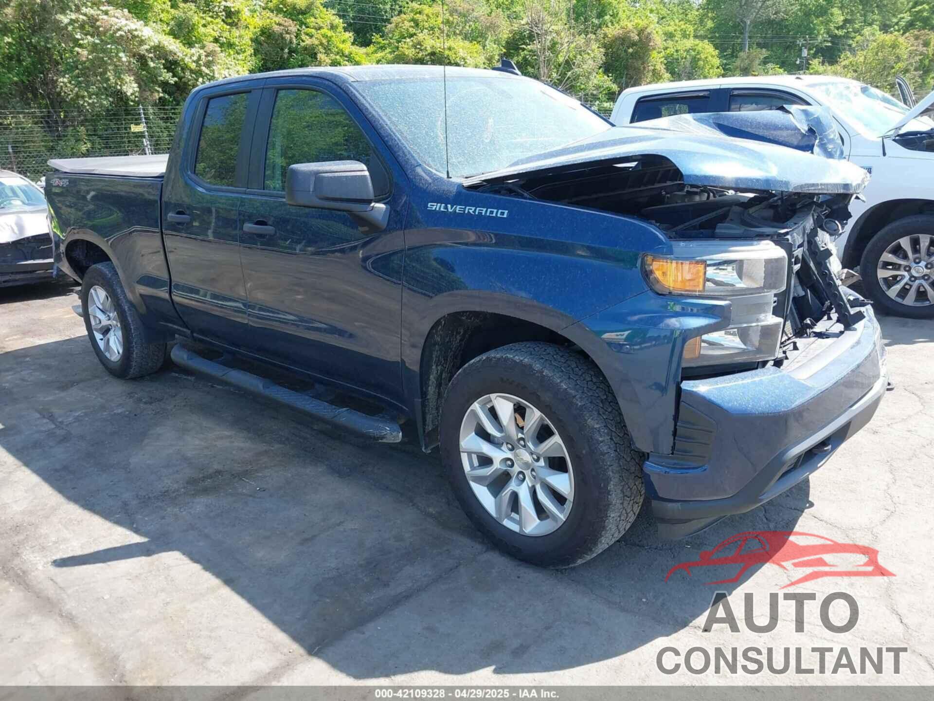 CHEVROLET SILVERADO 1500 2020 - 1GCRYBEH0LZ337679