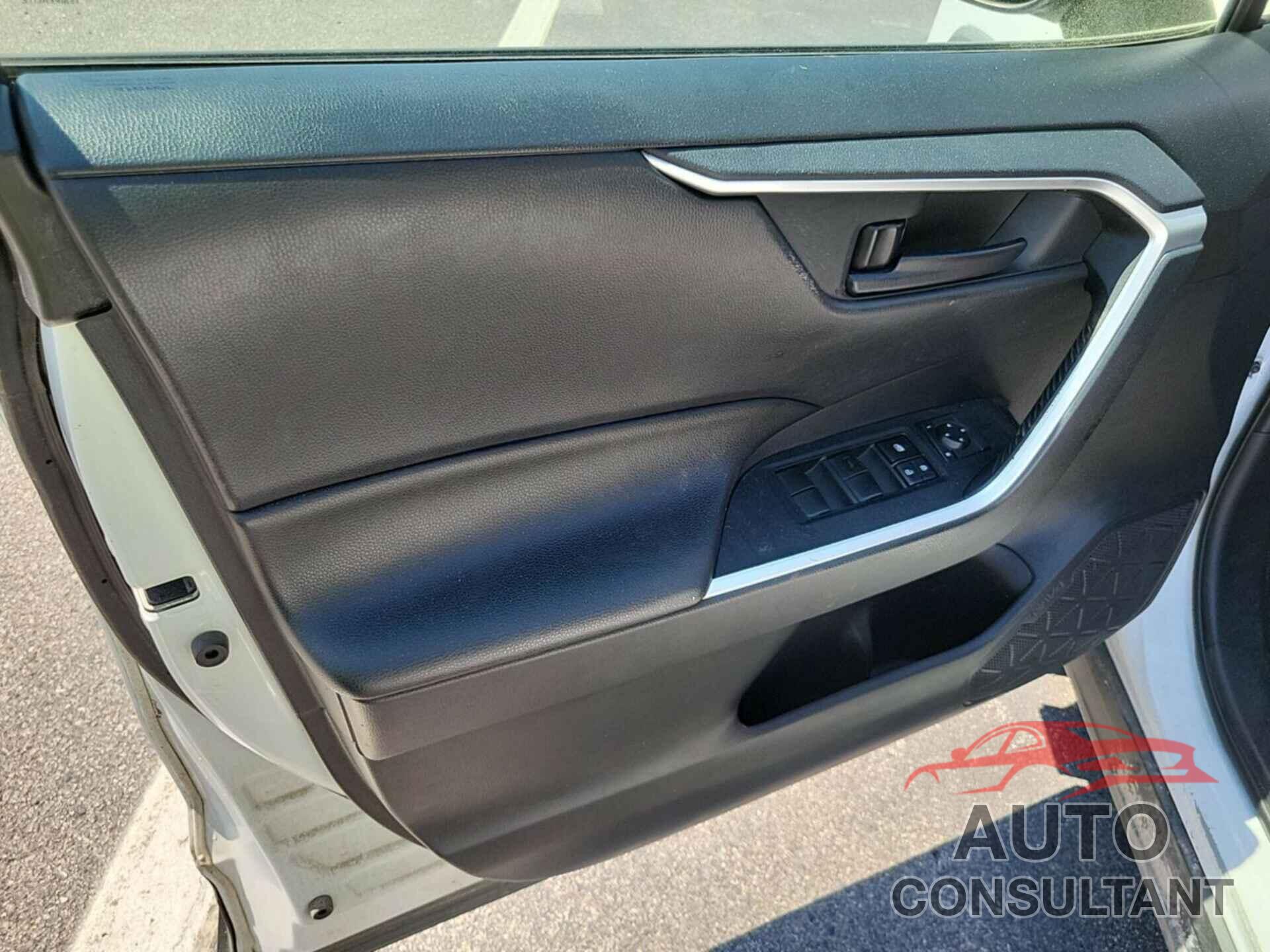 TOYOTA RAV4 2019 - 2T3F1RFV2KW050914
