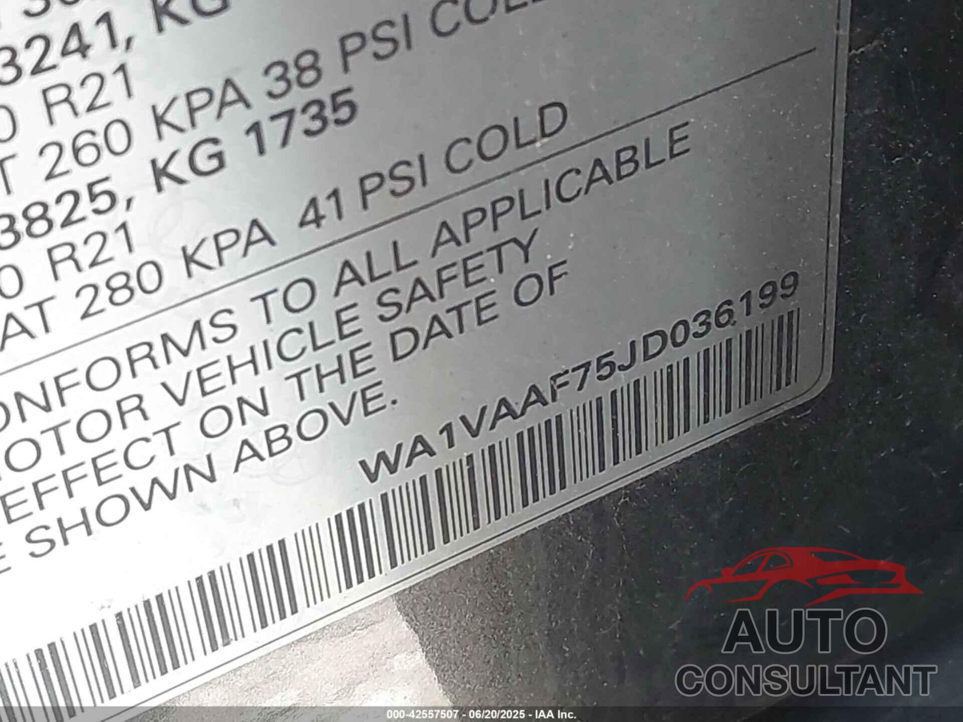 AUDI Q7 2018 - WA1VAAF75JD036199