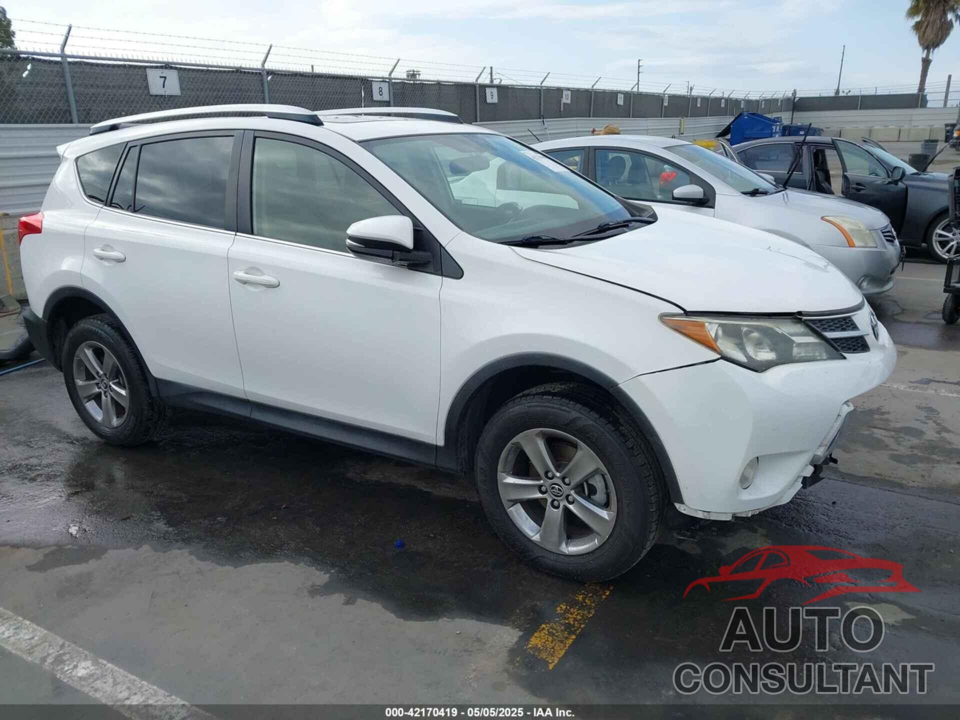 TOYOTA RAV4 2015 - JTMWFREV6FD077992