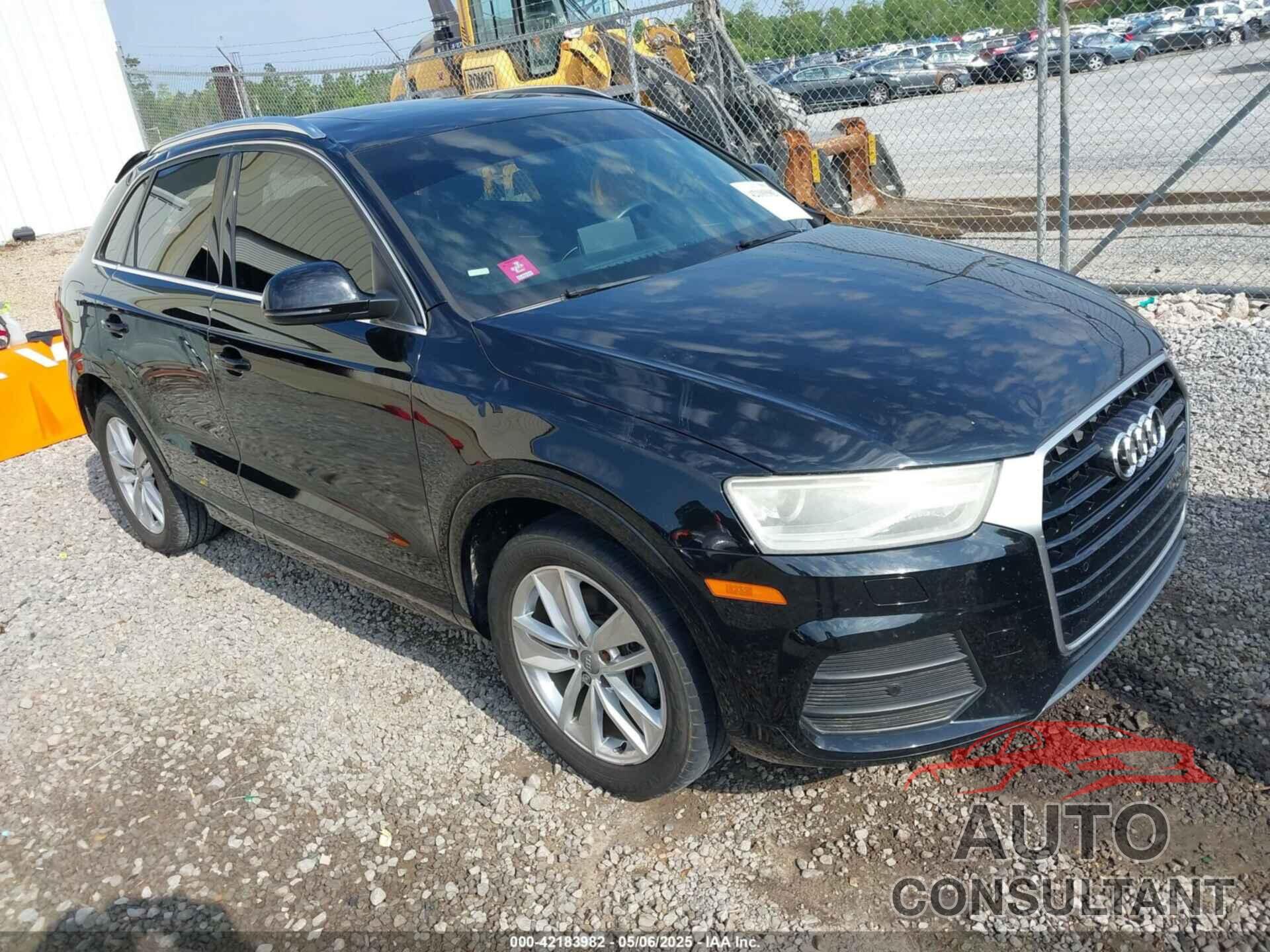 AUDI Q3 2017 - WA1HCCFS2HR007585