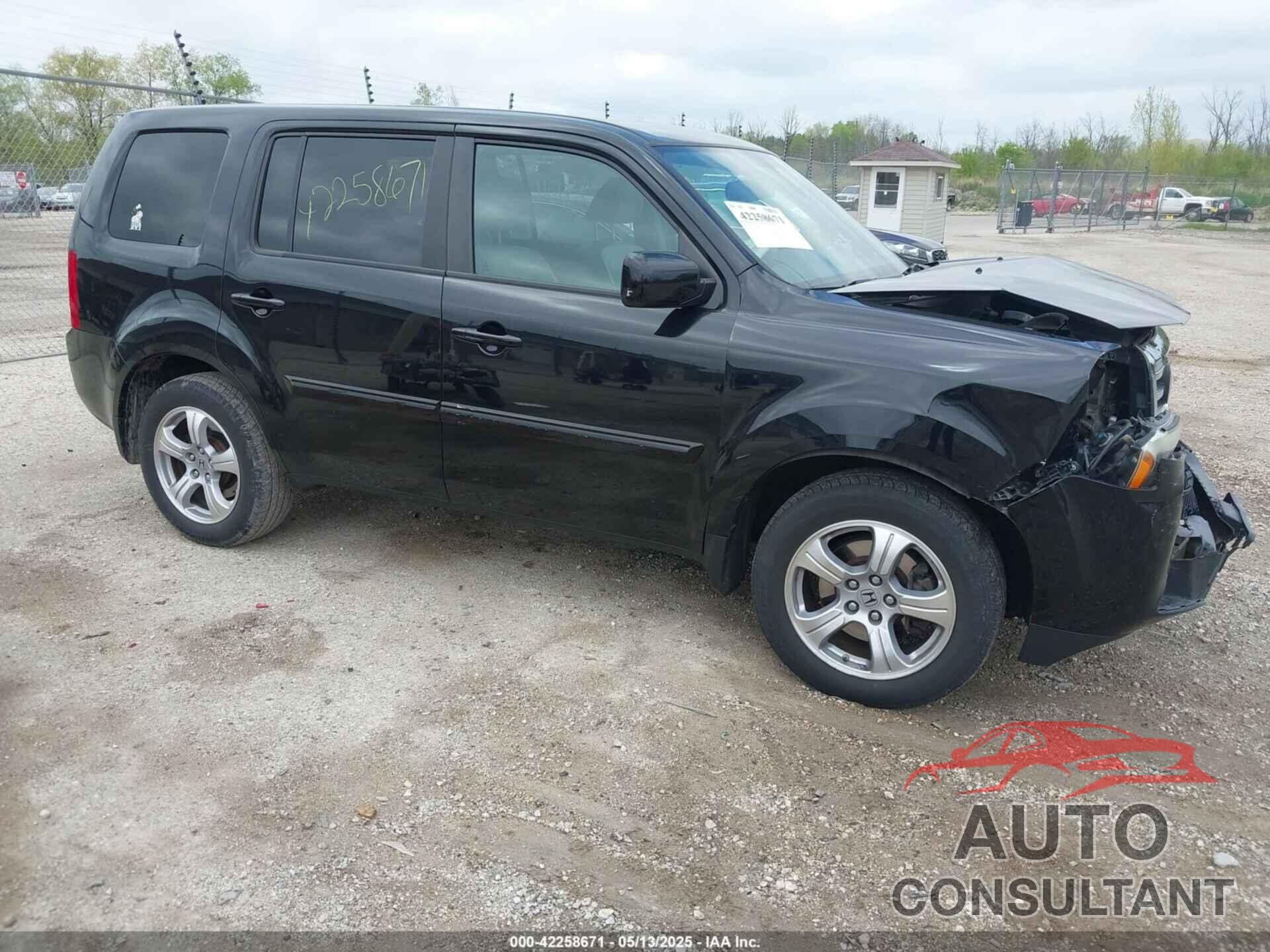 HONDA PILOT 2014 - 5FNYF4H52EB027413