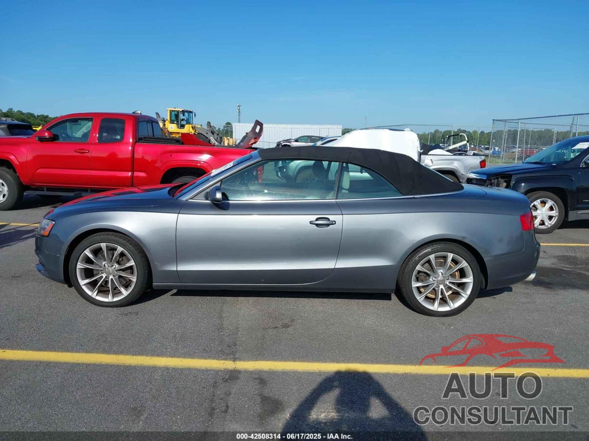 AUDI A5 2013 - WAULFAFH5DN009944
