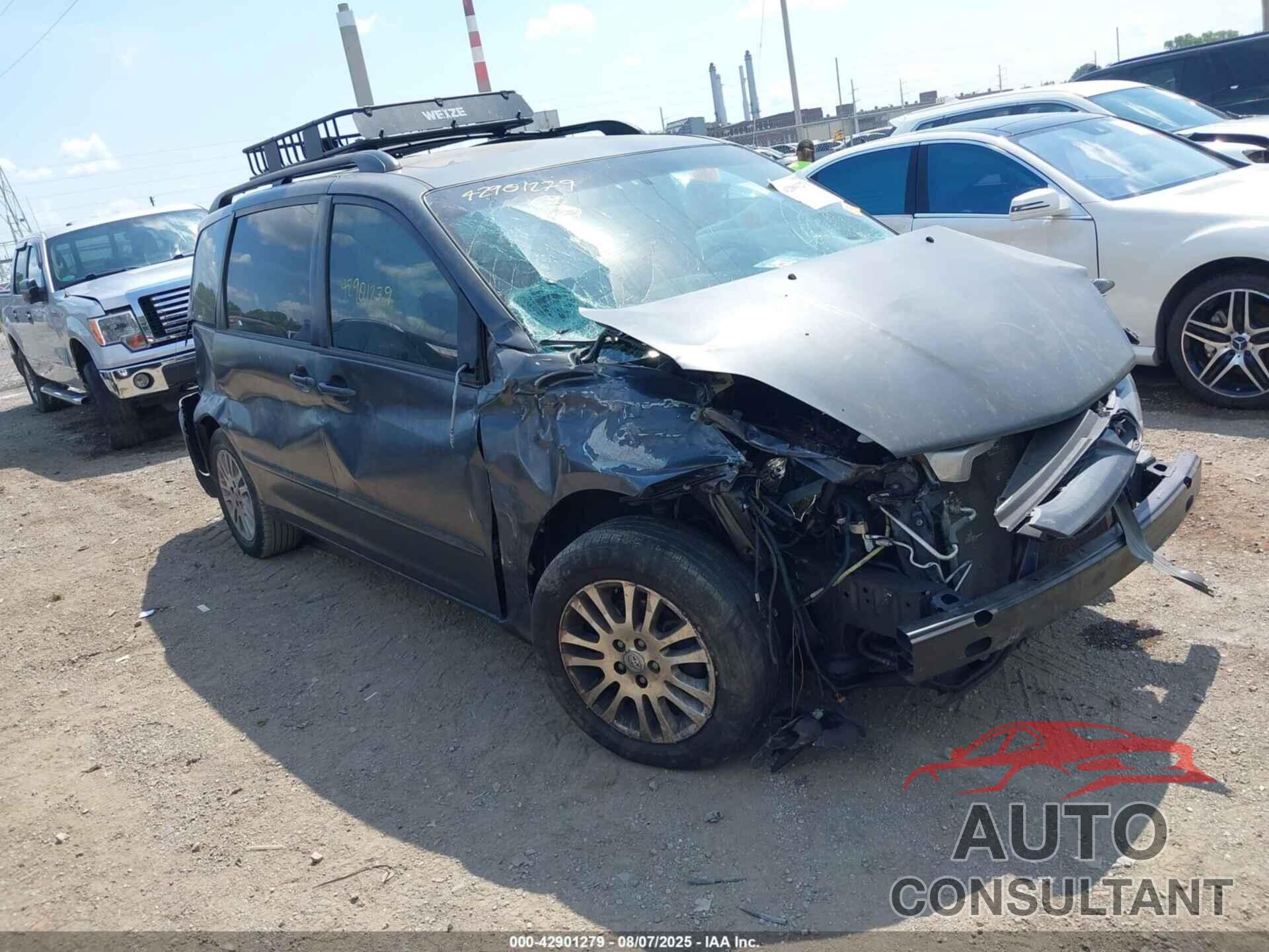 TOYOTA SIENNA 2010 - 5TDYK4CC2AS294705