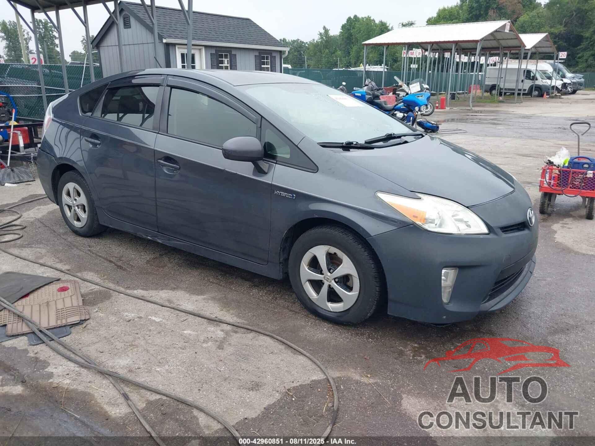 TOYOTA PRIUS 2012 - JTDKN3DU3C1613219