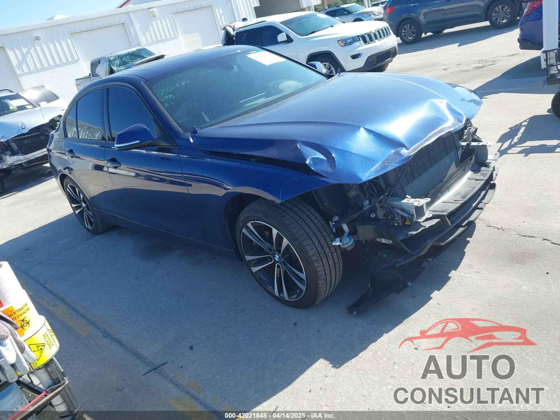 BMW 330I 2018 - WBA8B9C50JAE22077