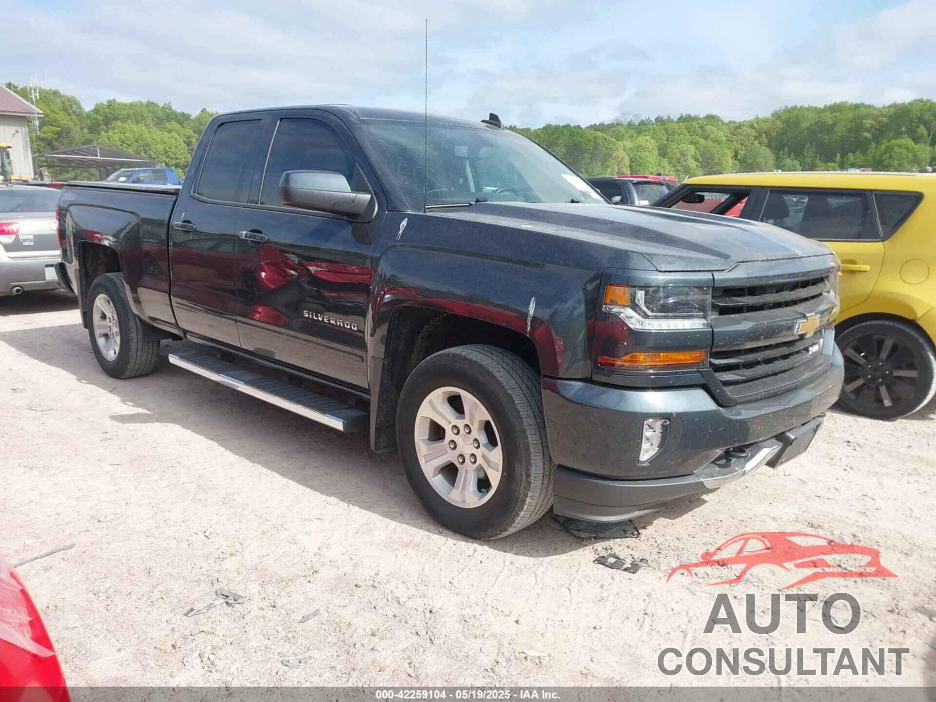 CHEVROLET SILVERADO 1500 2017 - 1GCVKREC5HZ223391