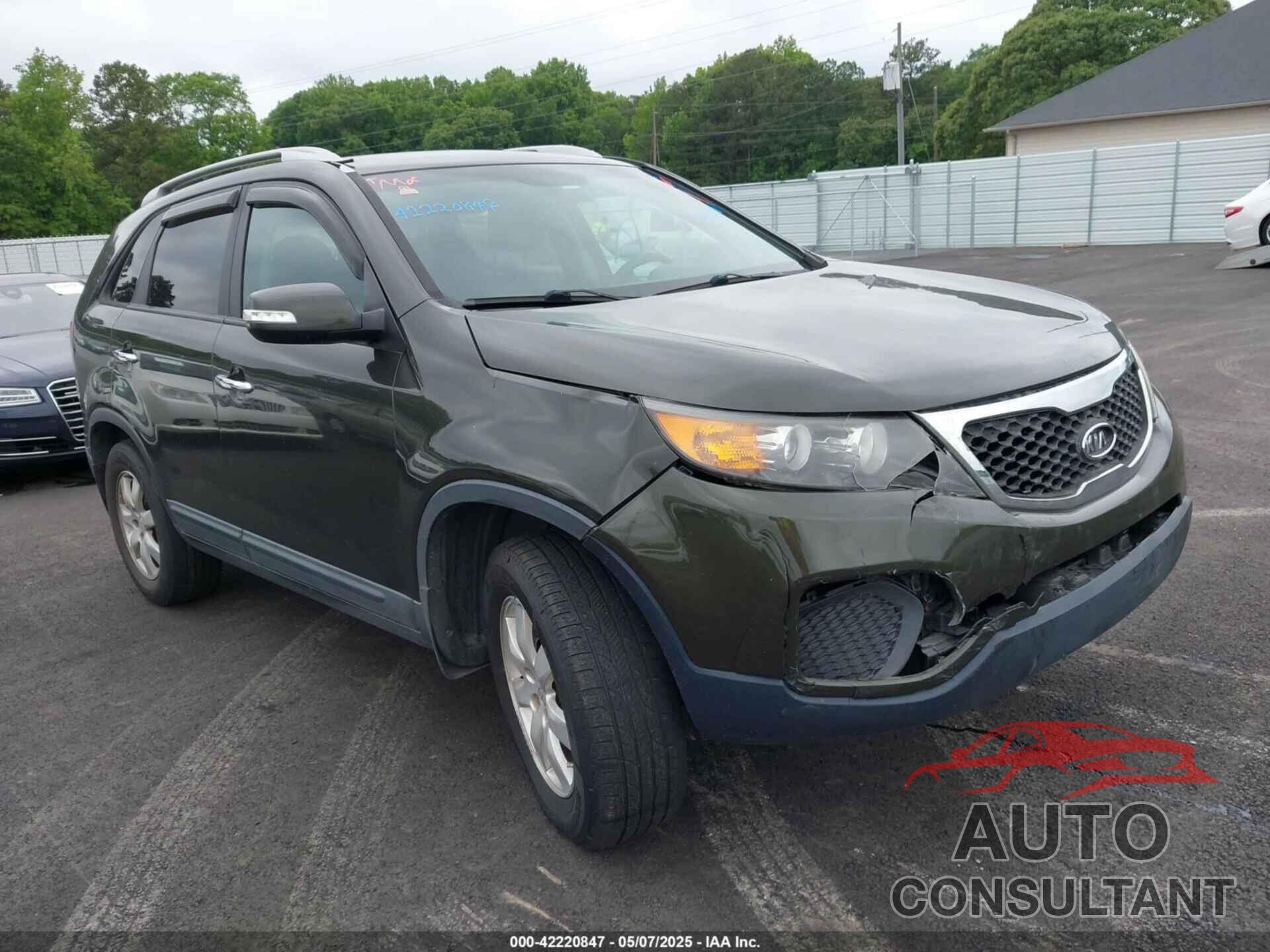 KIA SORENTO 2011 - 5XYKT4A27BG139742