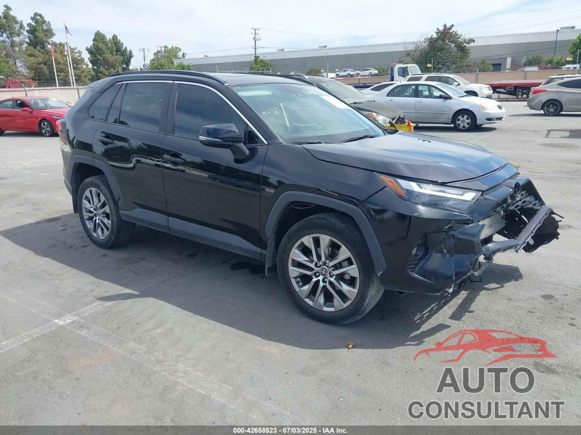 TOYOTA RAV4 2022 - 2T3C1RFV9NC204172
