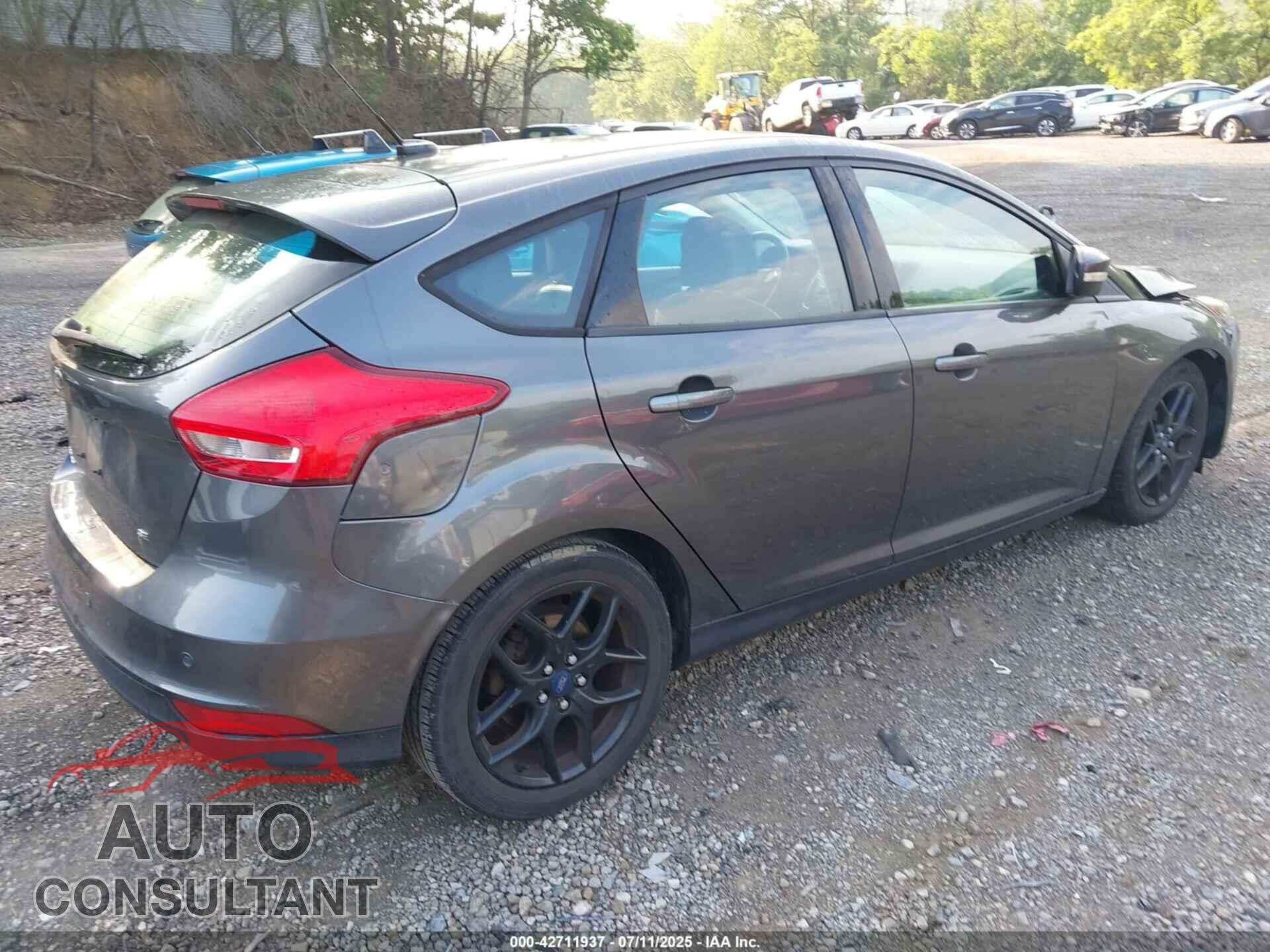 FORD FOCUS 2016 - 1FADP3K24GL224576