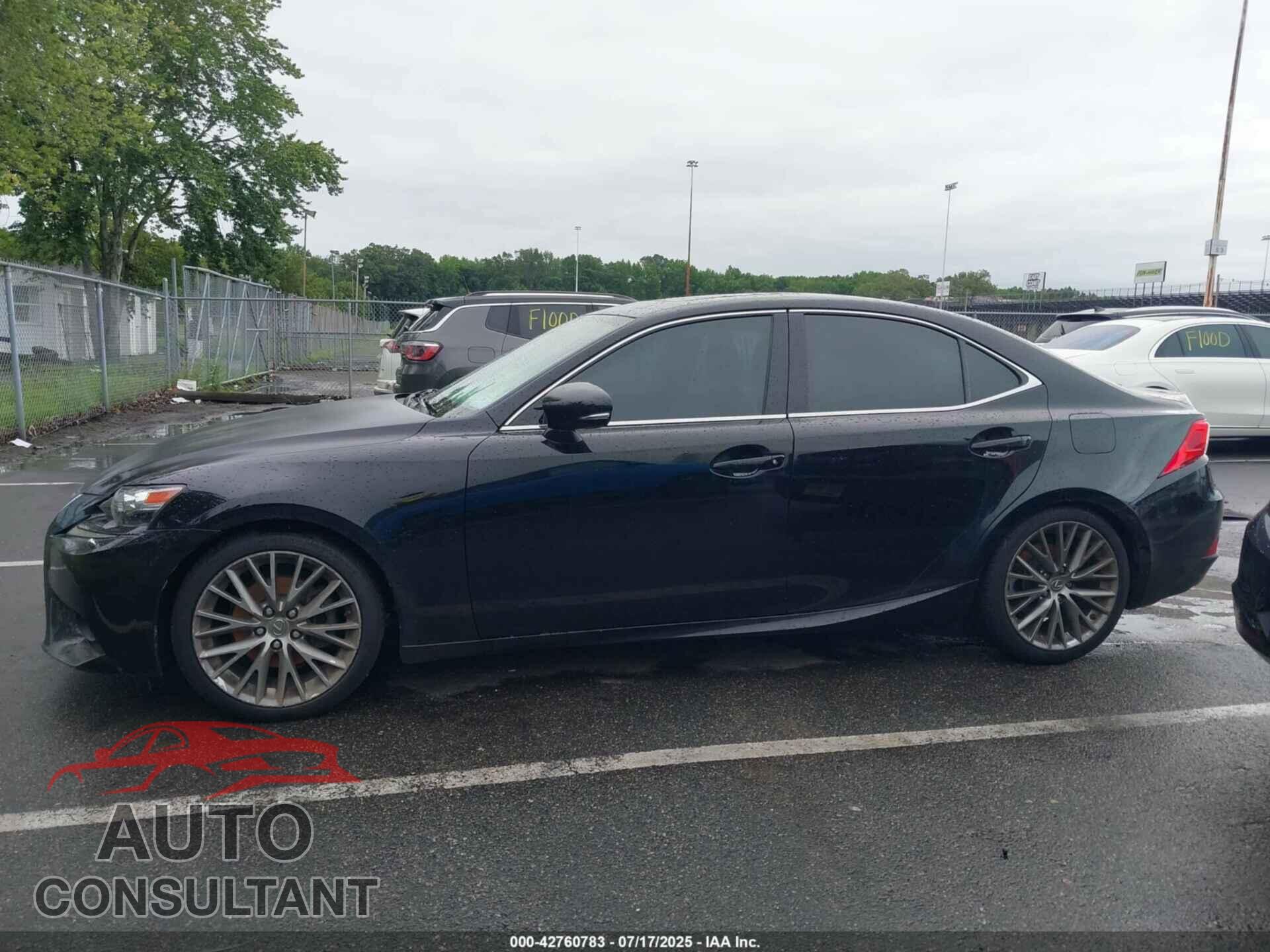 LEXUS IS 2014 - JTHCF1D26E5011784
