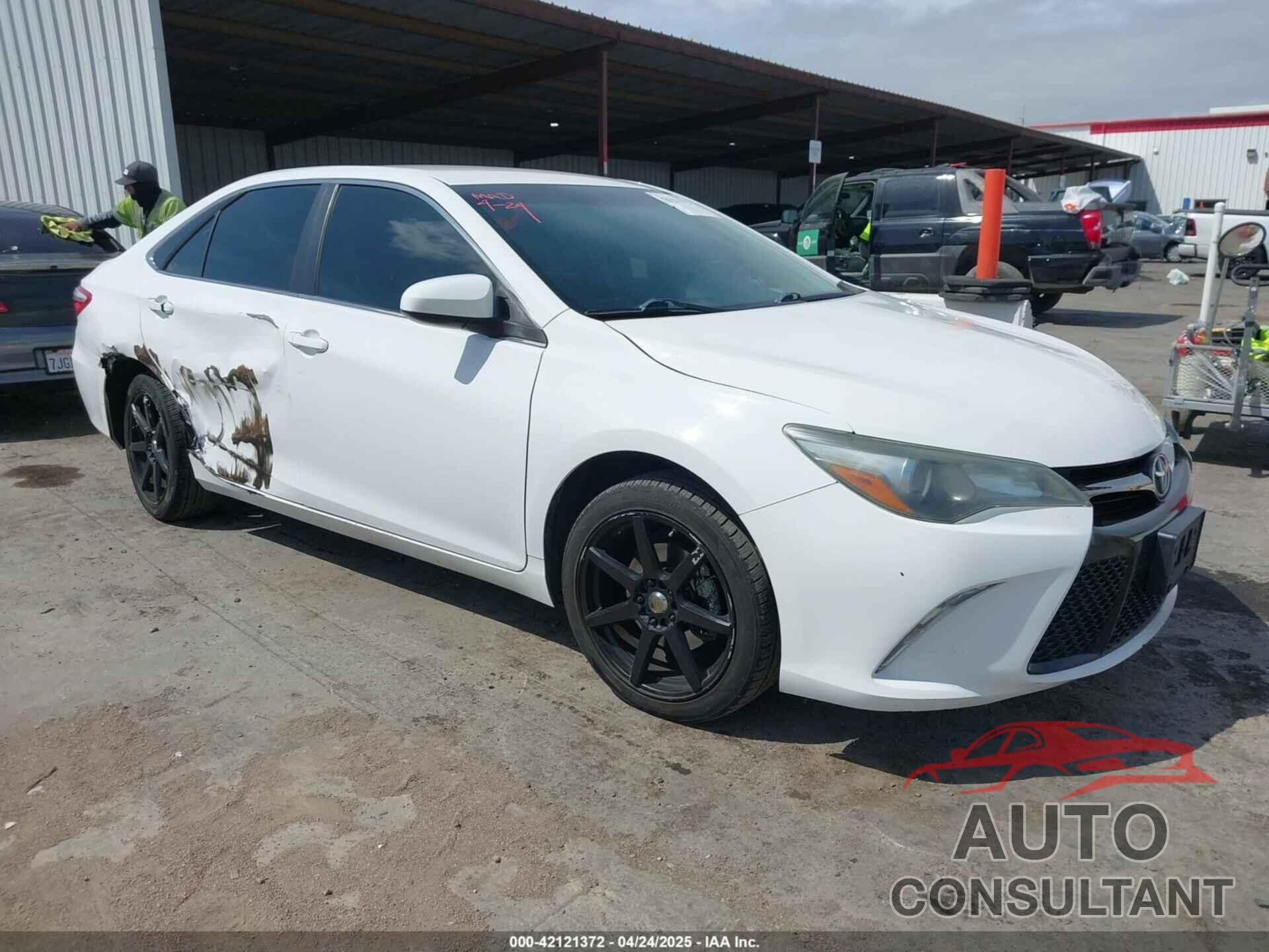 TOYOTA CAMRY 2015 - 4T1BF1FK9FU928604