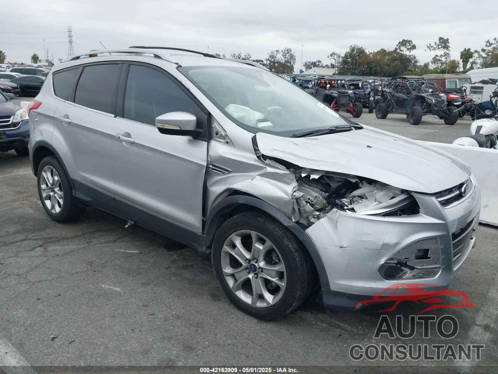 FORD ESCAPE 2016 - 1FMCU0J94GUC60141