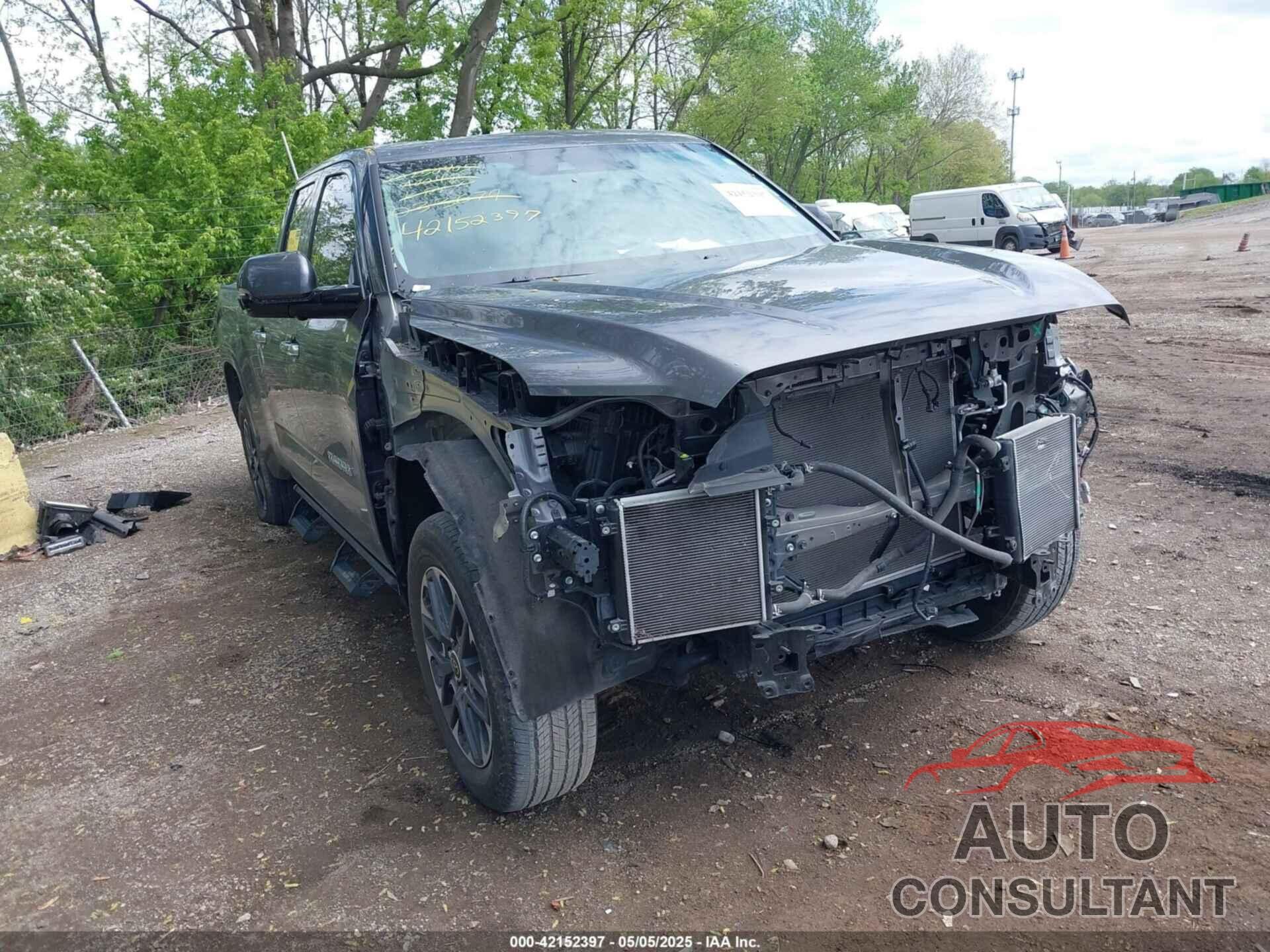 TOYOTA TUNDRA 2022 - 5TFJA5DA6NX033679