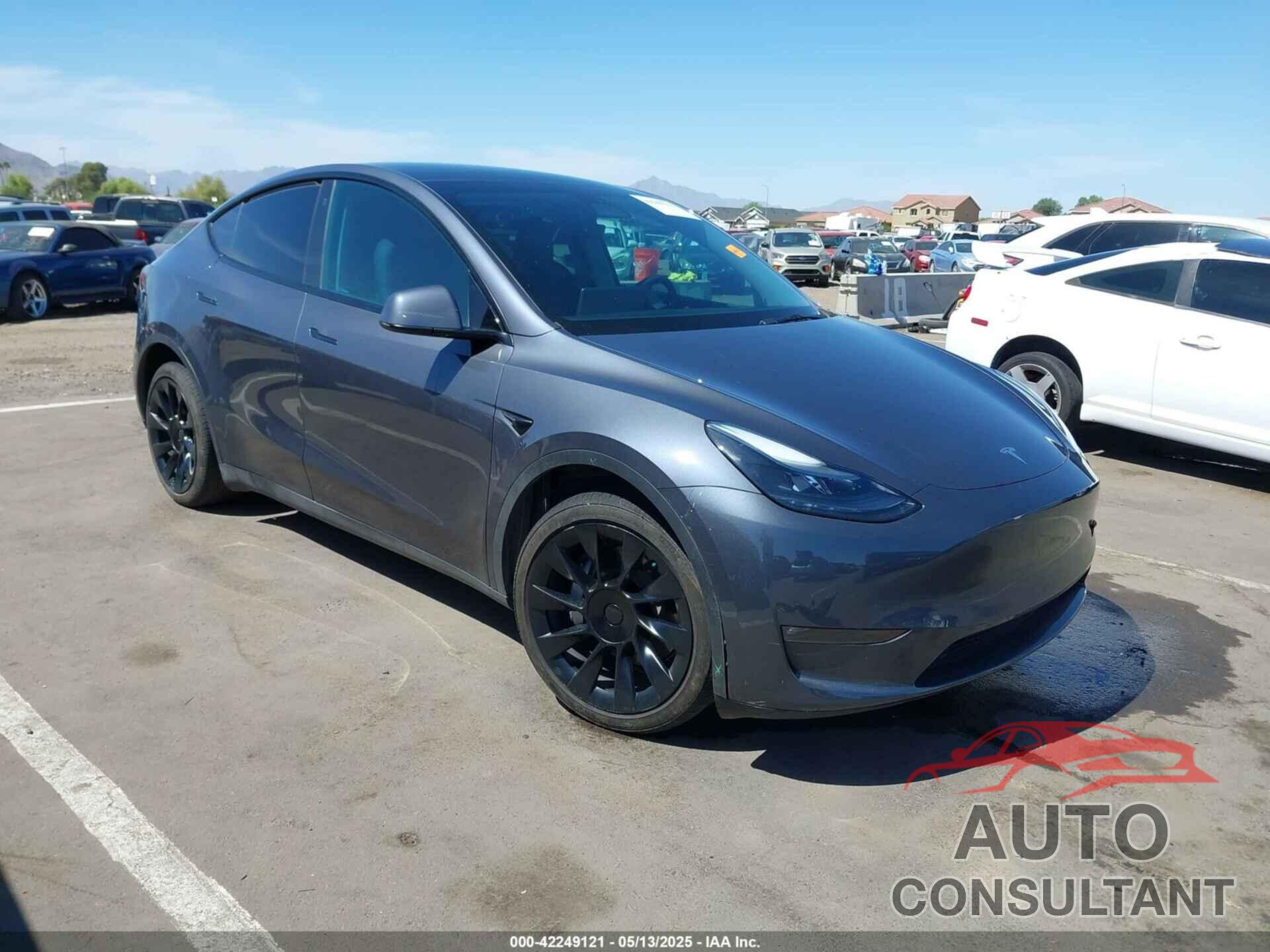 TESLA MODEL Y 2023 - 7SAYGDEE6PF691155