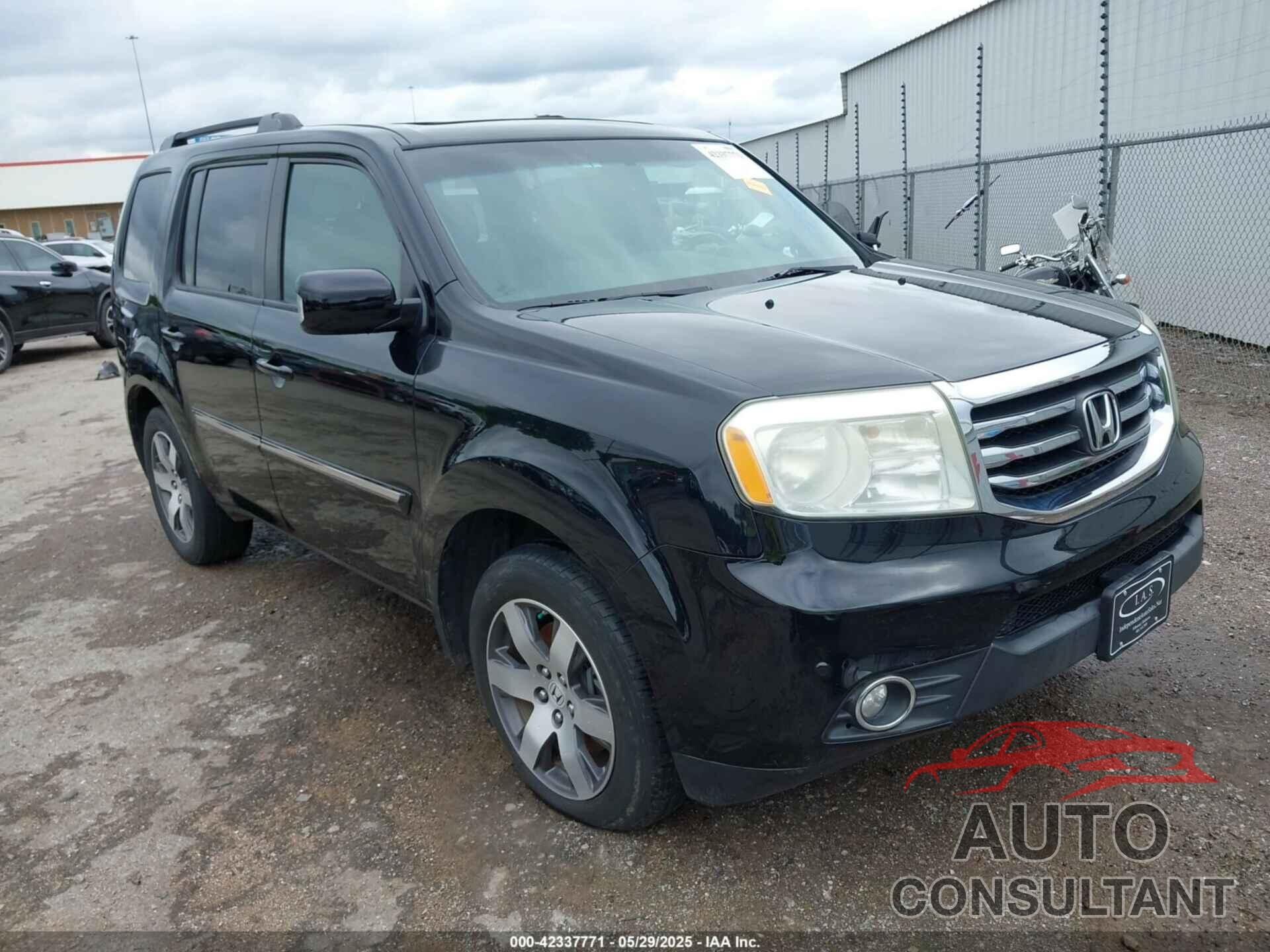 HONDA PILOT 2013 - 5FNYF4H97DB026954
