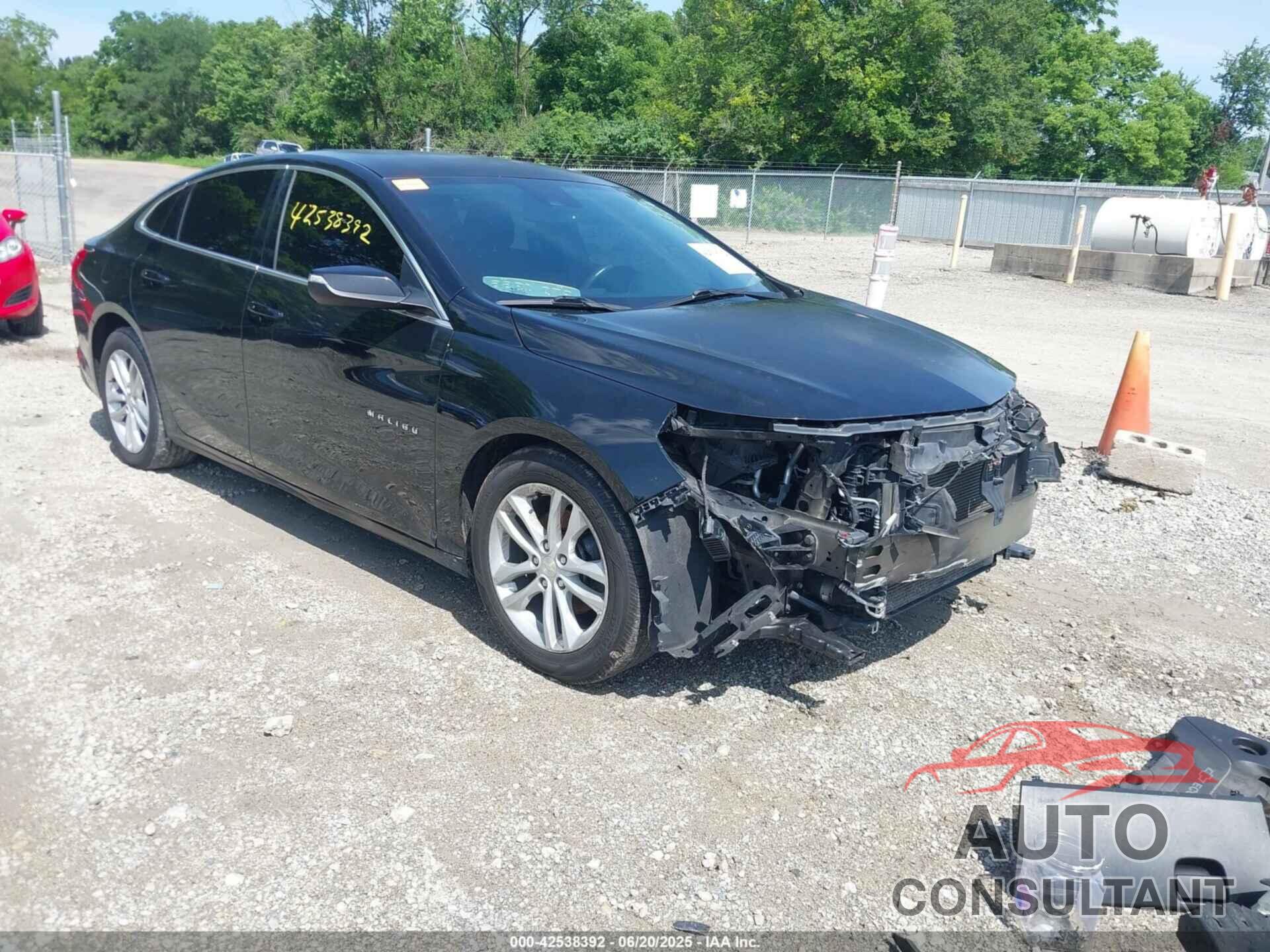 CHEVROLET MALIBU 2017 - 1G1ZE5ST8HF259723