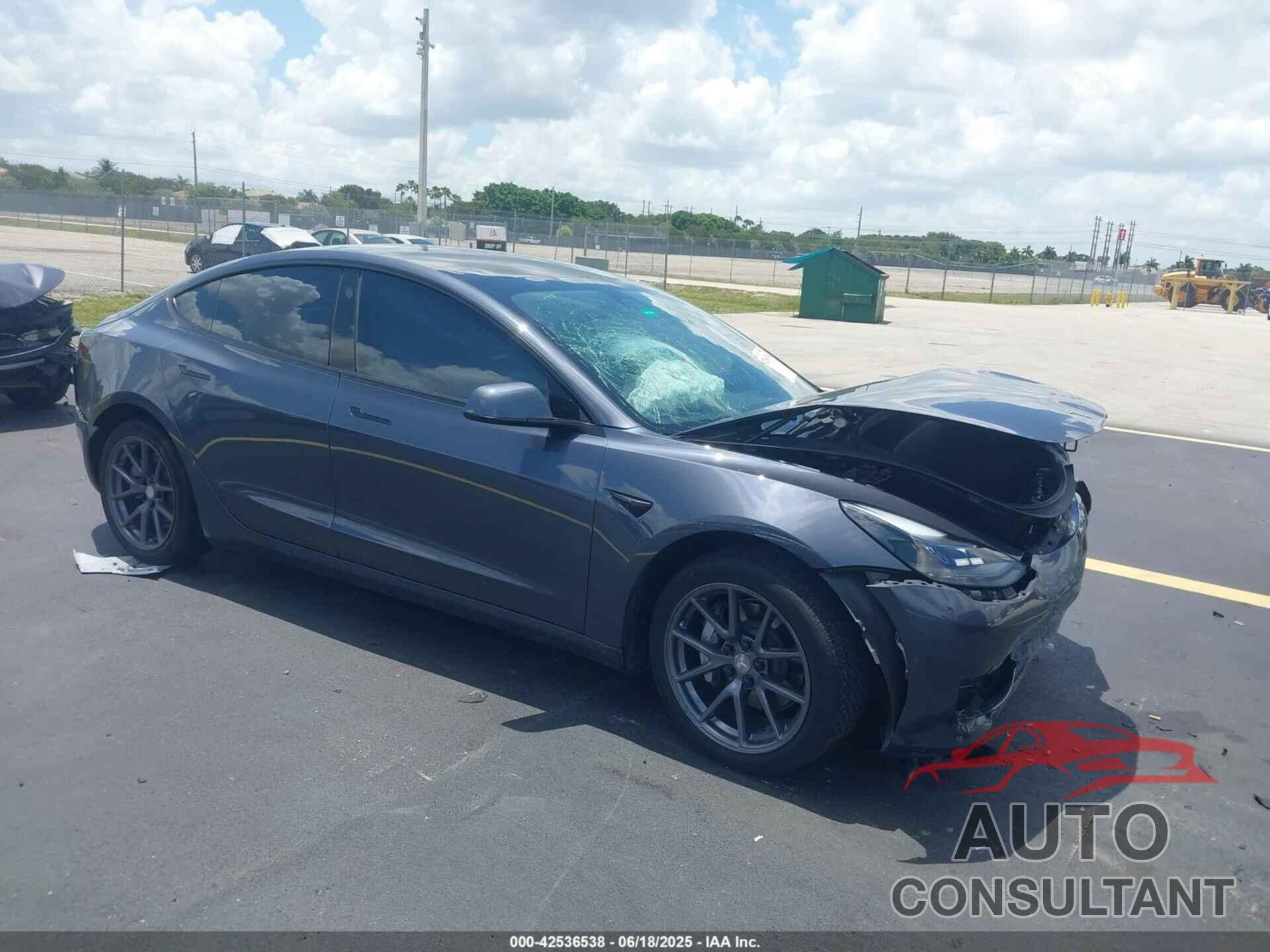 TESLA MODEL 3 2022 - 5YJ3E1EAXNF343350