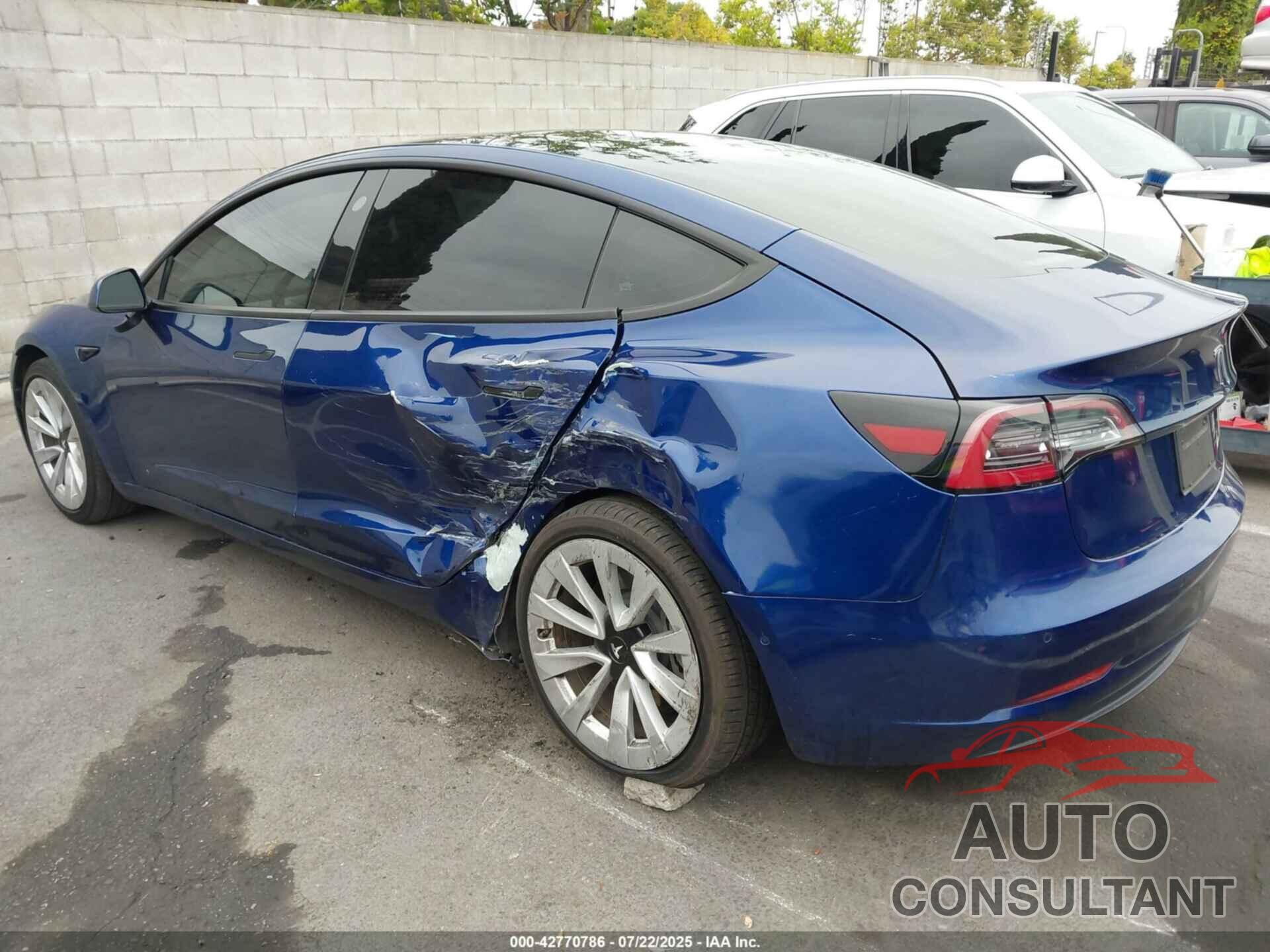 TESLA MODEL 3 2022 - 5YJ3E1EA6NF145476
